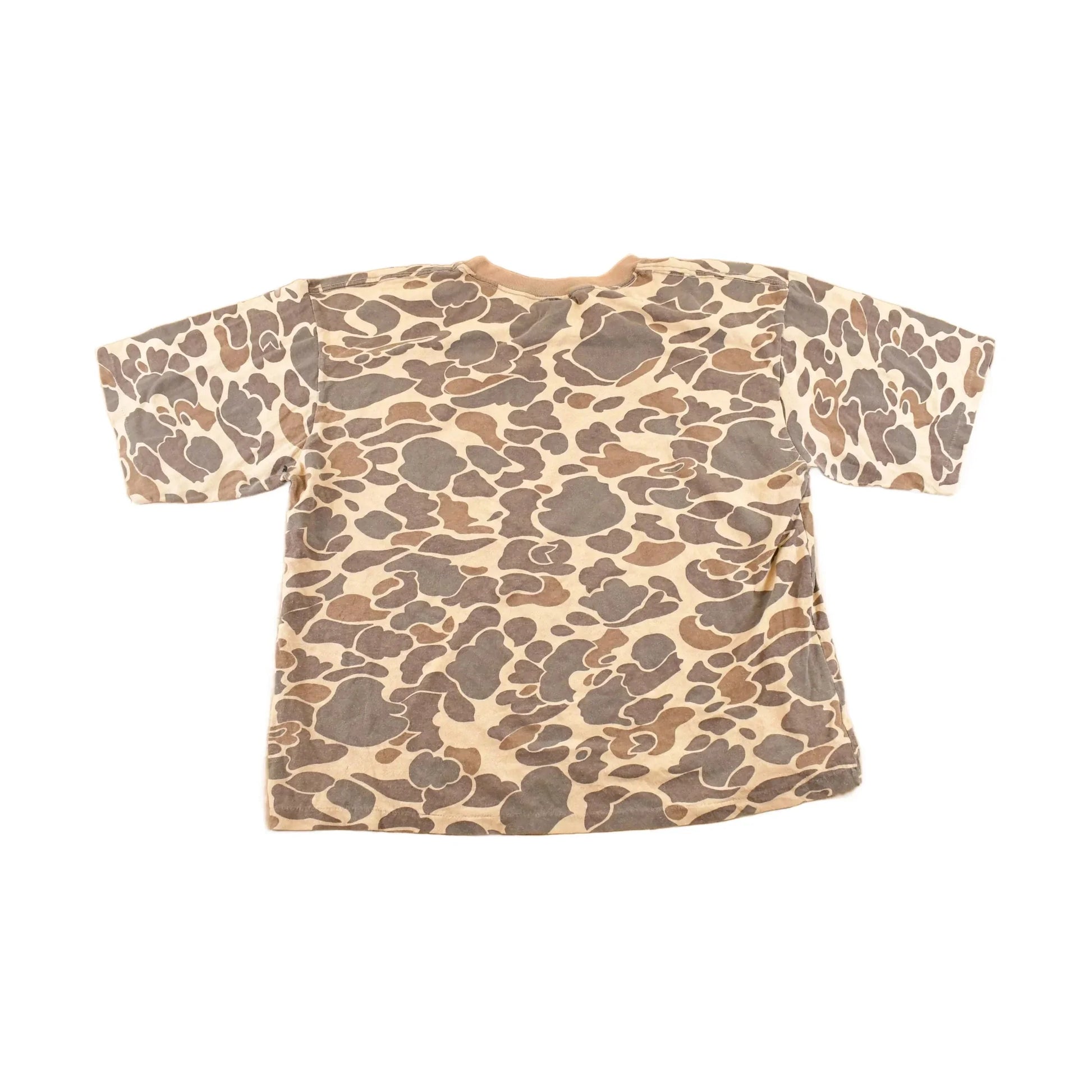 Vintage 1980's Camo Pocket Souvenir Outdoorsman T-Shirt Men's L from propervintagecanada