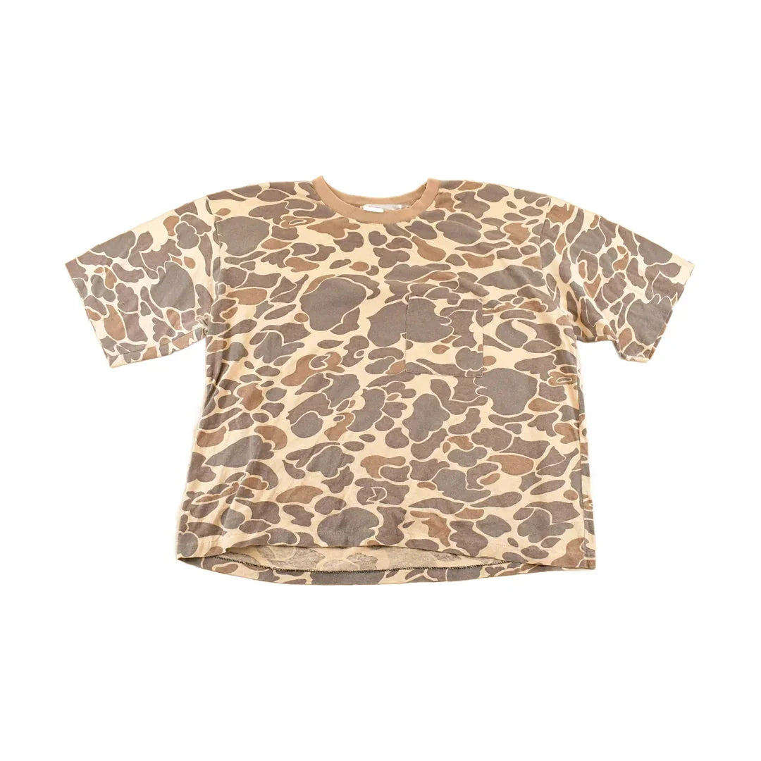 Vintage 1980's Camo Pocket Souvenir Outdoorsman T-Shirt Men's L from propervintagecanada