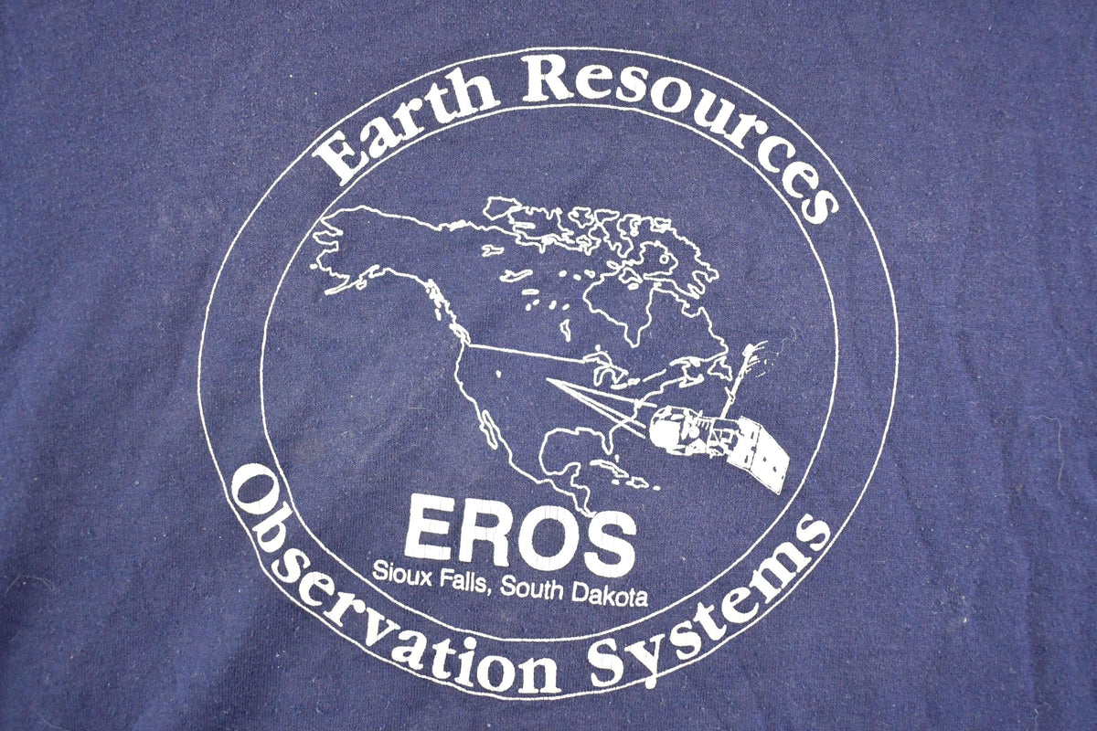 Vintage 1980's Earth Resources Observation Systems Souvenir Travel T-Shirt Mens L from propervintagecanada