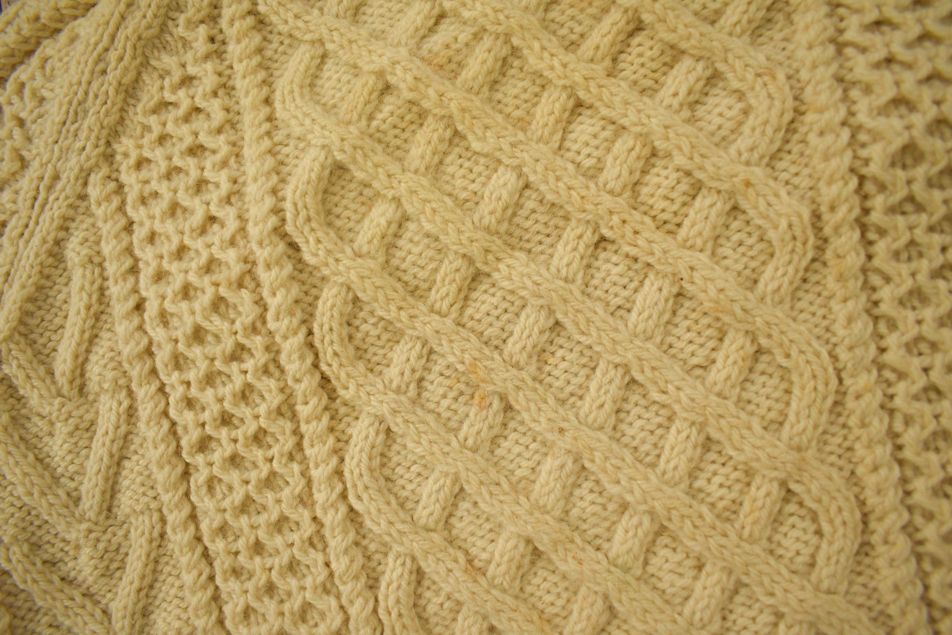 Vintage 1980s 100% Wool Cable Knit Crewneck Sweater from propervintagecanada