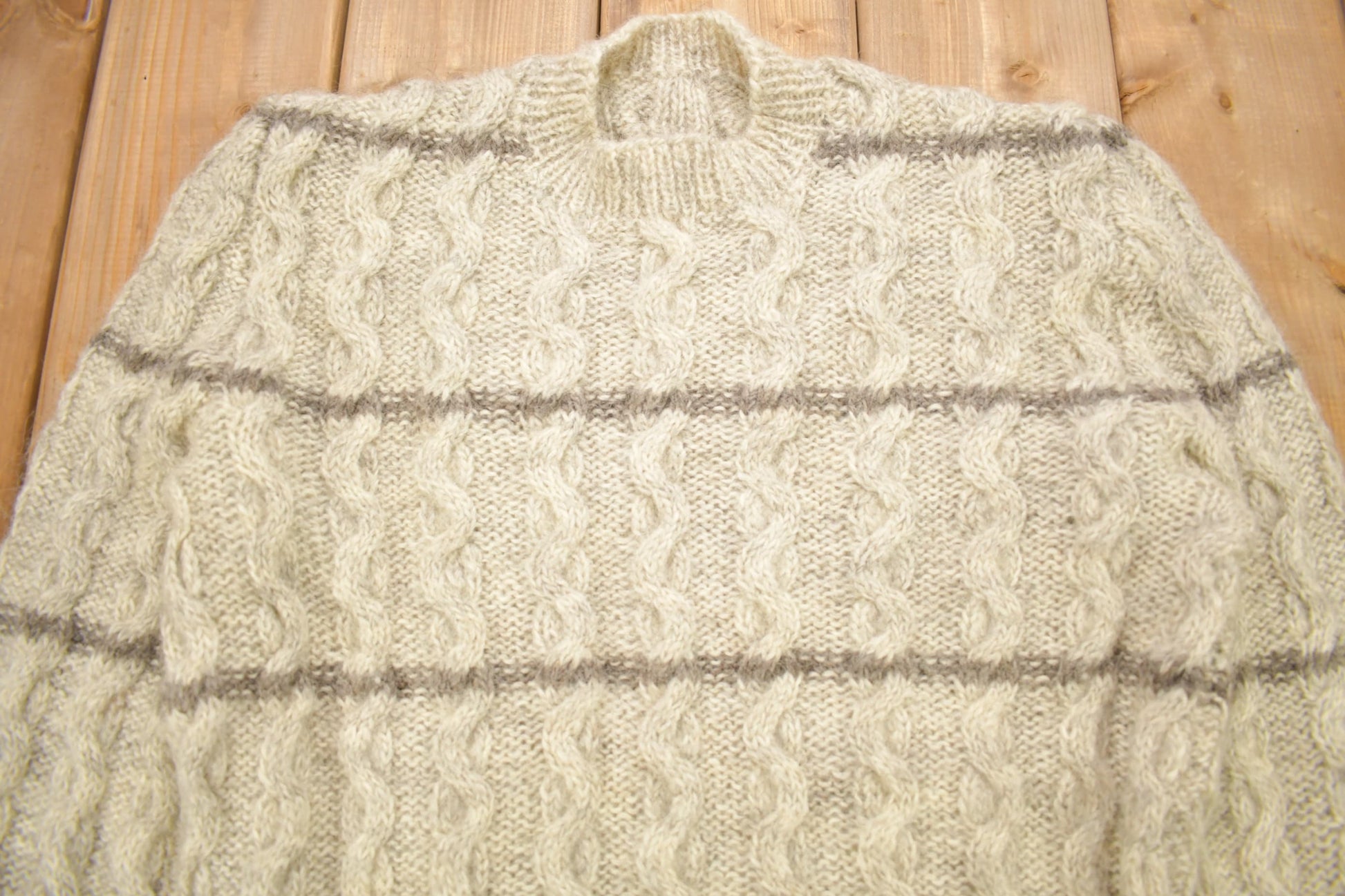 Vintage 1980s 100% Wool Cable Knit Sweater Men's Medium from propervintagecanada