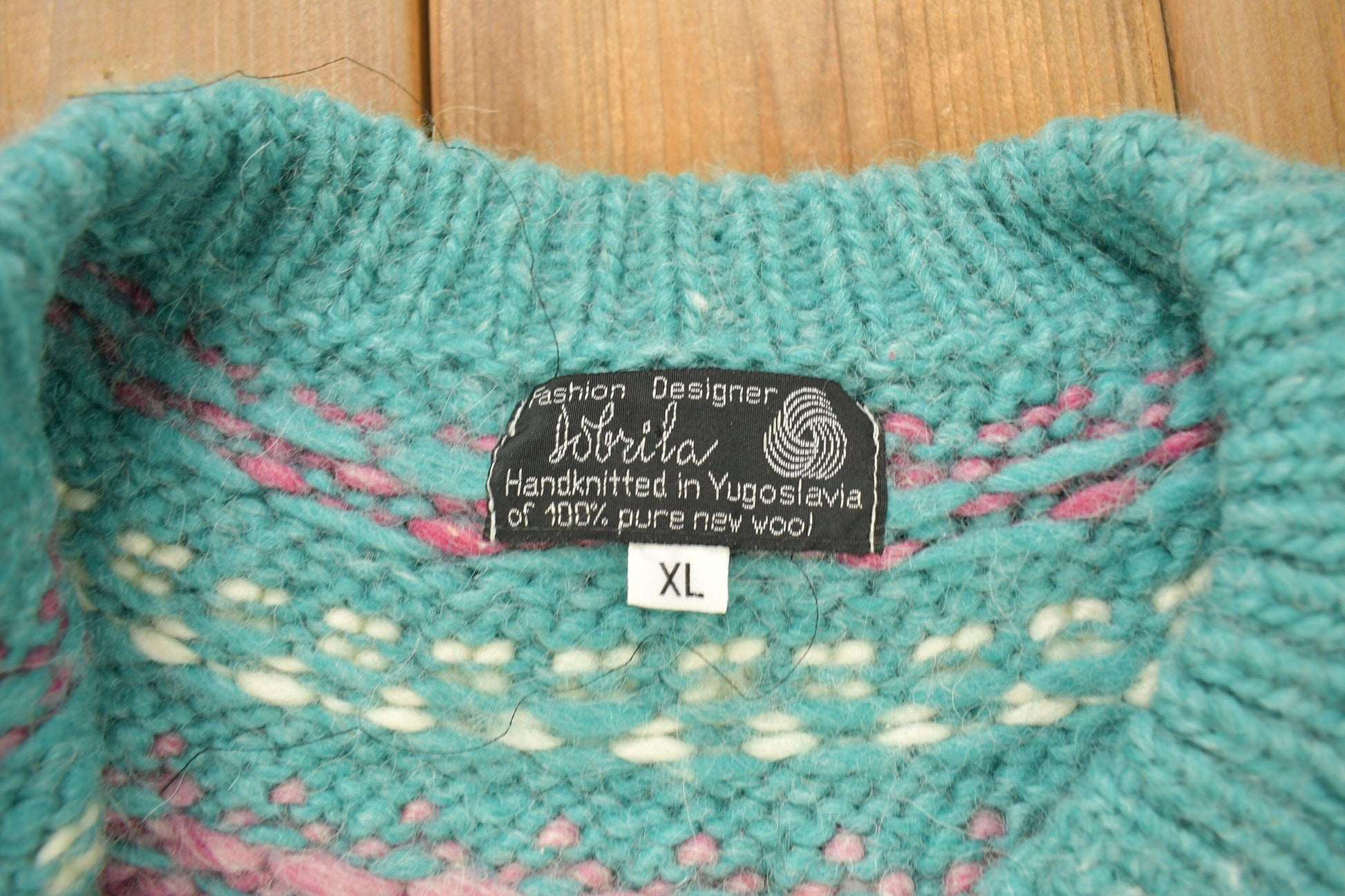 Vintage 1980s 100% Wool Hand Knit Women's Sweater Men's Large from propervintagecanada