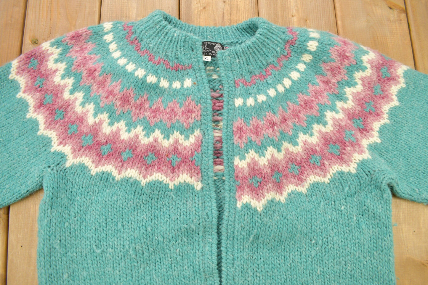 Vintage 1980s 100% Wool Hand Knit Women's Sweater Men's Large from propervintagecanada