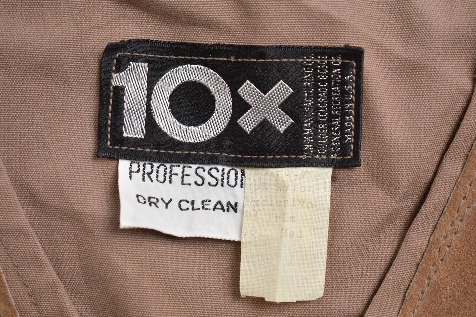 Vintage 1980s 10X Hunting Vest Men's Large from propervintagecanada