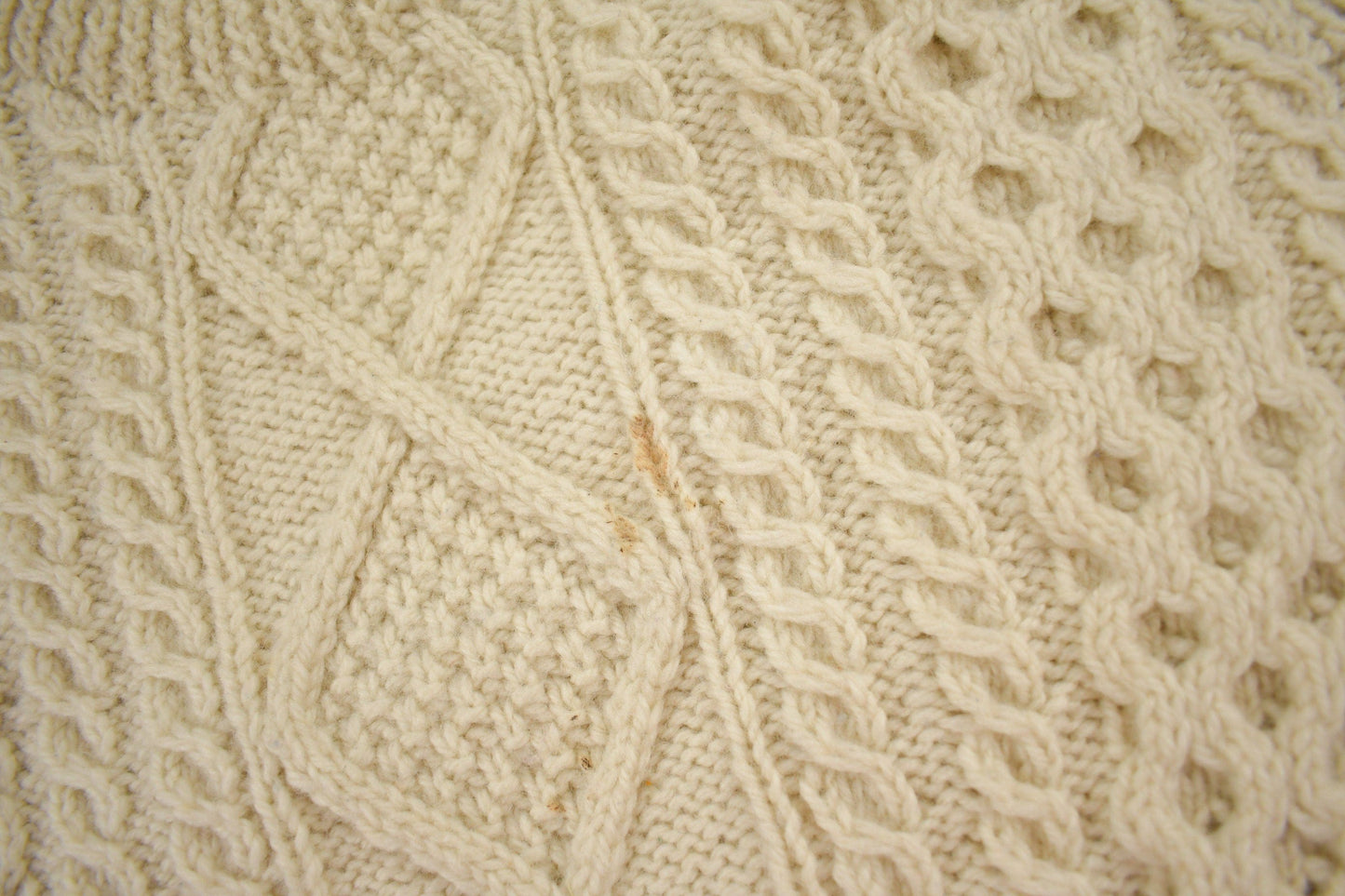 Vintage 1980s 3D Cable Knit Sweater Men's Large from propervintagecanada