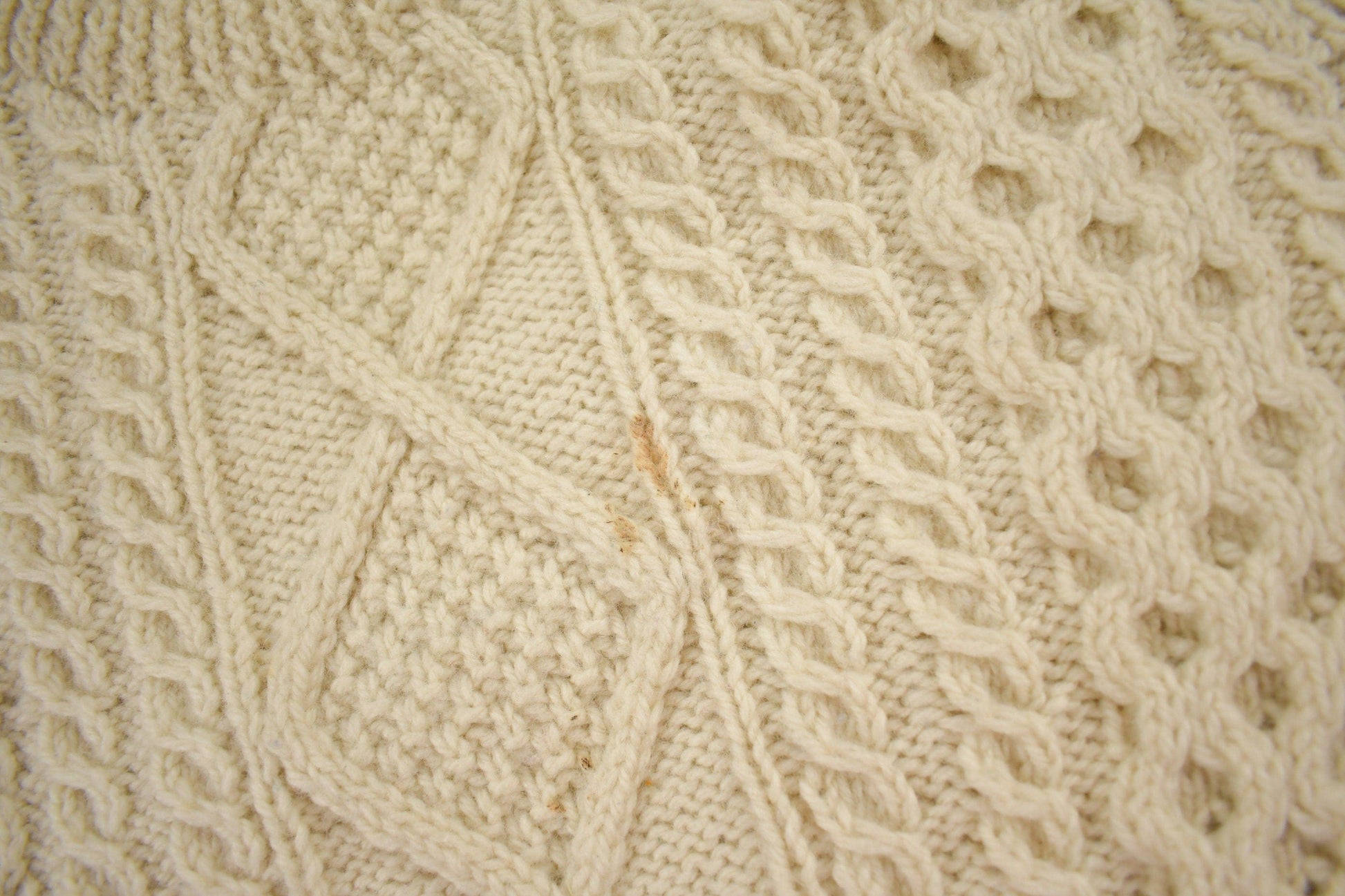 Vintage 1980s 3D Cable Knit Sweater Men's Large from propervintagecanada