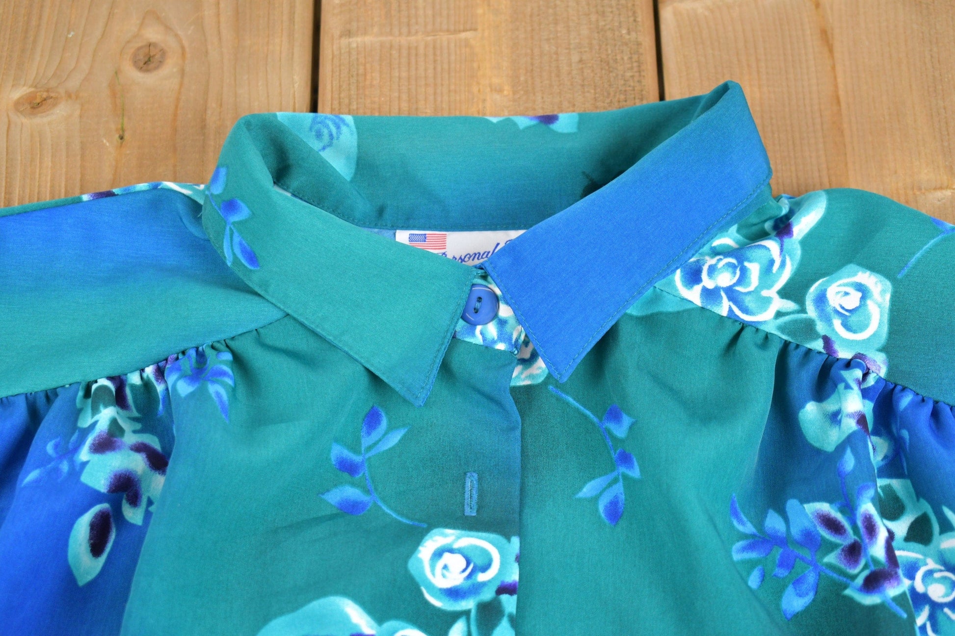 Vintage 1980s A Personal Touch Button Up Shirt Men's XL from propervintagecanada