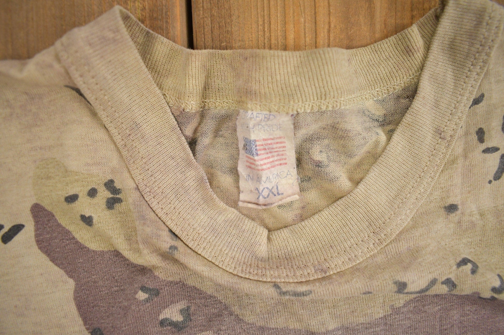 Vintage 1980s American Veteran Graphic Desert Camo T Shirt Men's Large from propervintagecanada