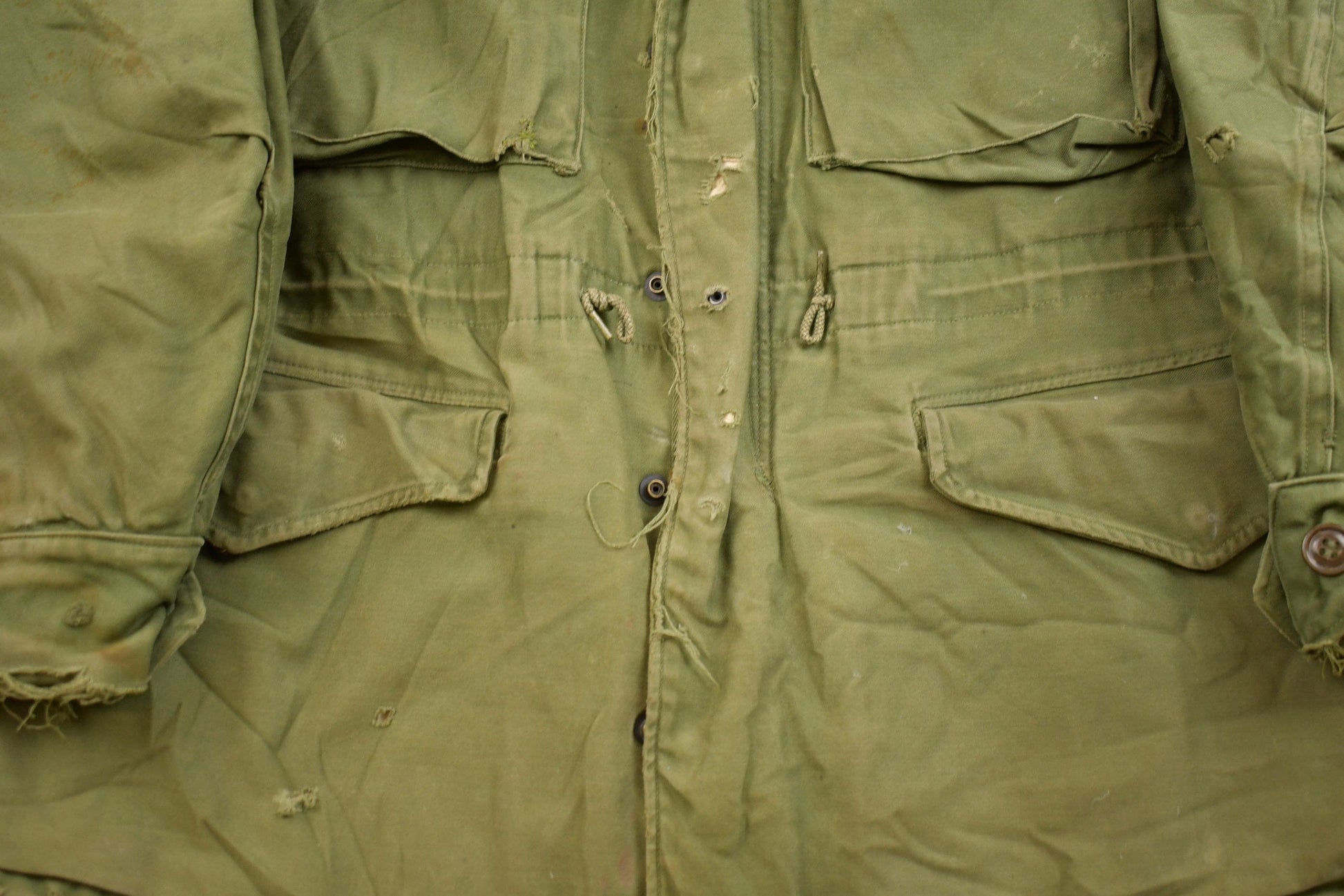 Vintage 1980s Army Military Field Jacket Men's Small from propervintagecanada
