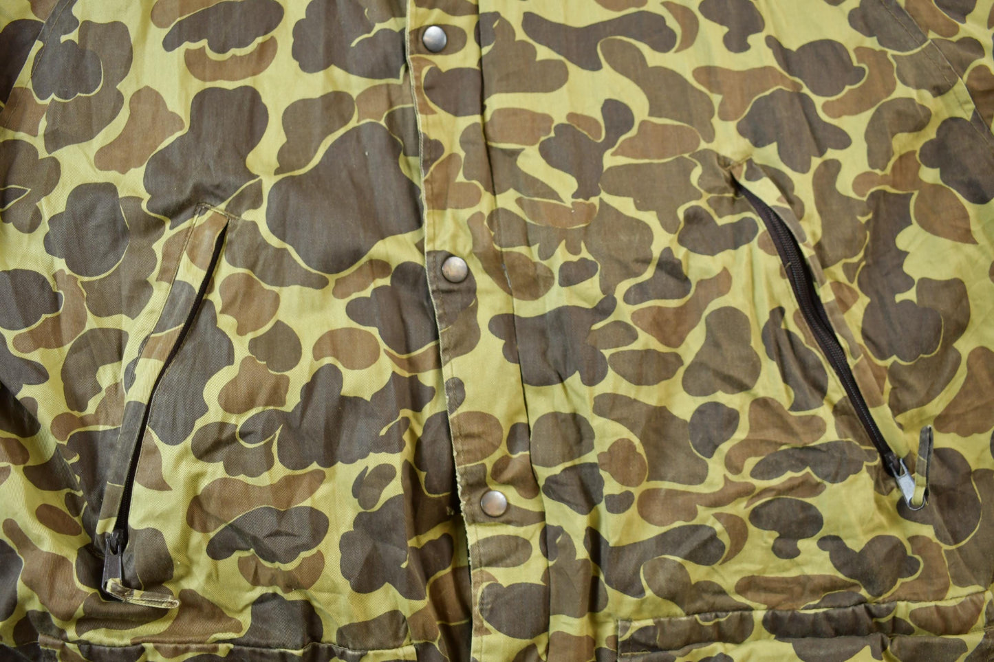 Vintage 1980s Avid Duck Camo Hunting Jacket Men's 3XL from propervintagecanada