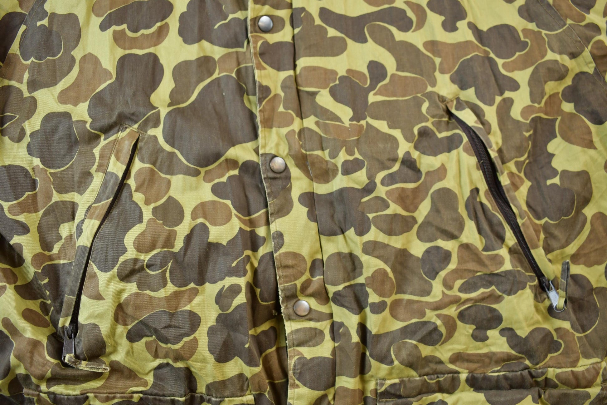 Vintage 1980s Avid Duck Camo Hunting Jacket Men's 3XL from propervintagecanada