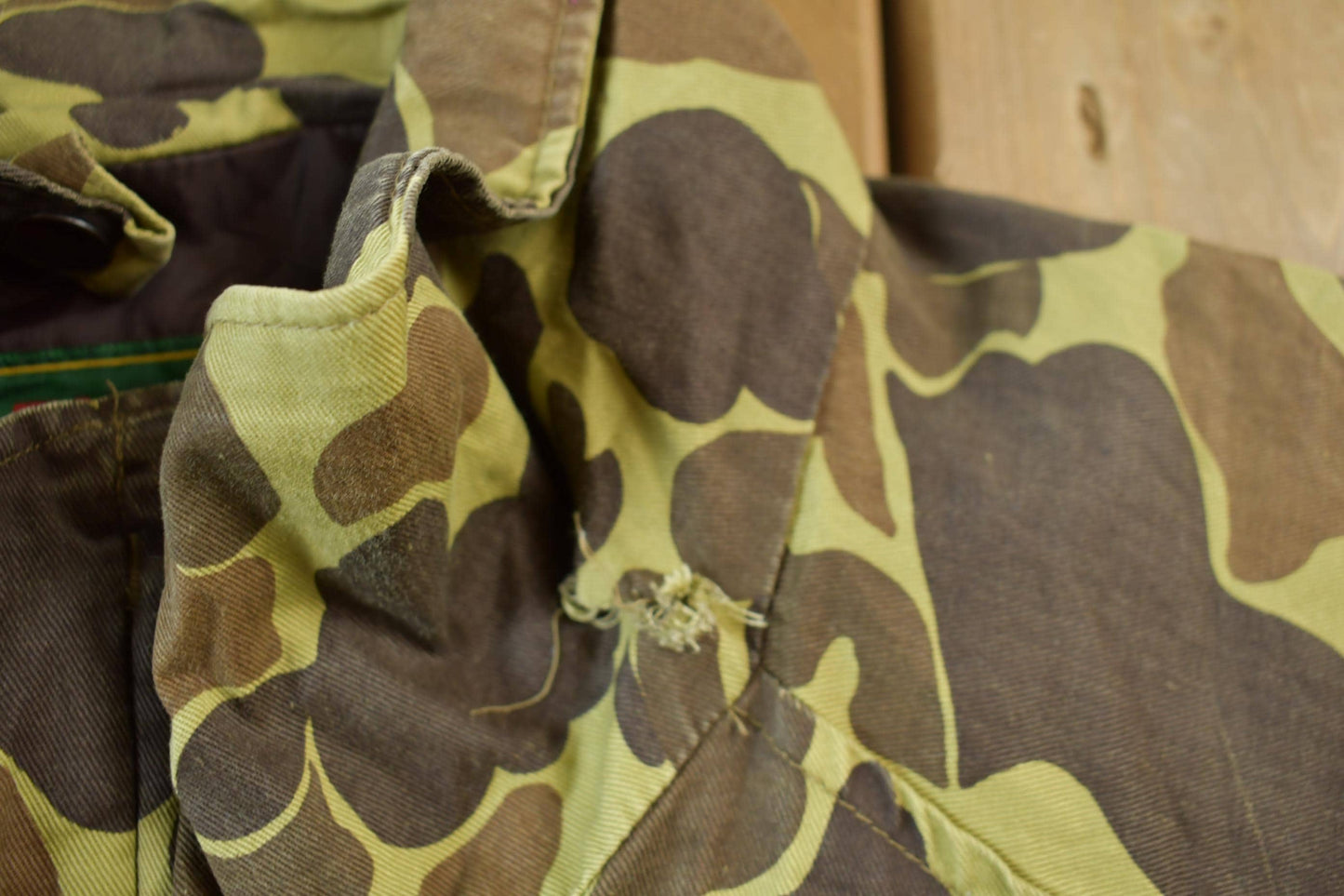 Vintage 1980s Avid Duck Camo Hunting Jacket Men's 3XL from propervintagecanada