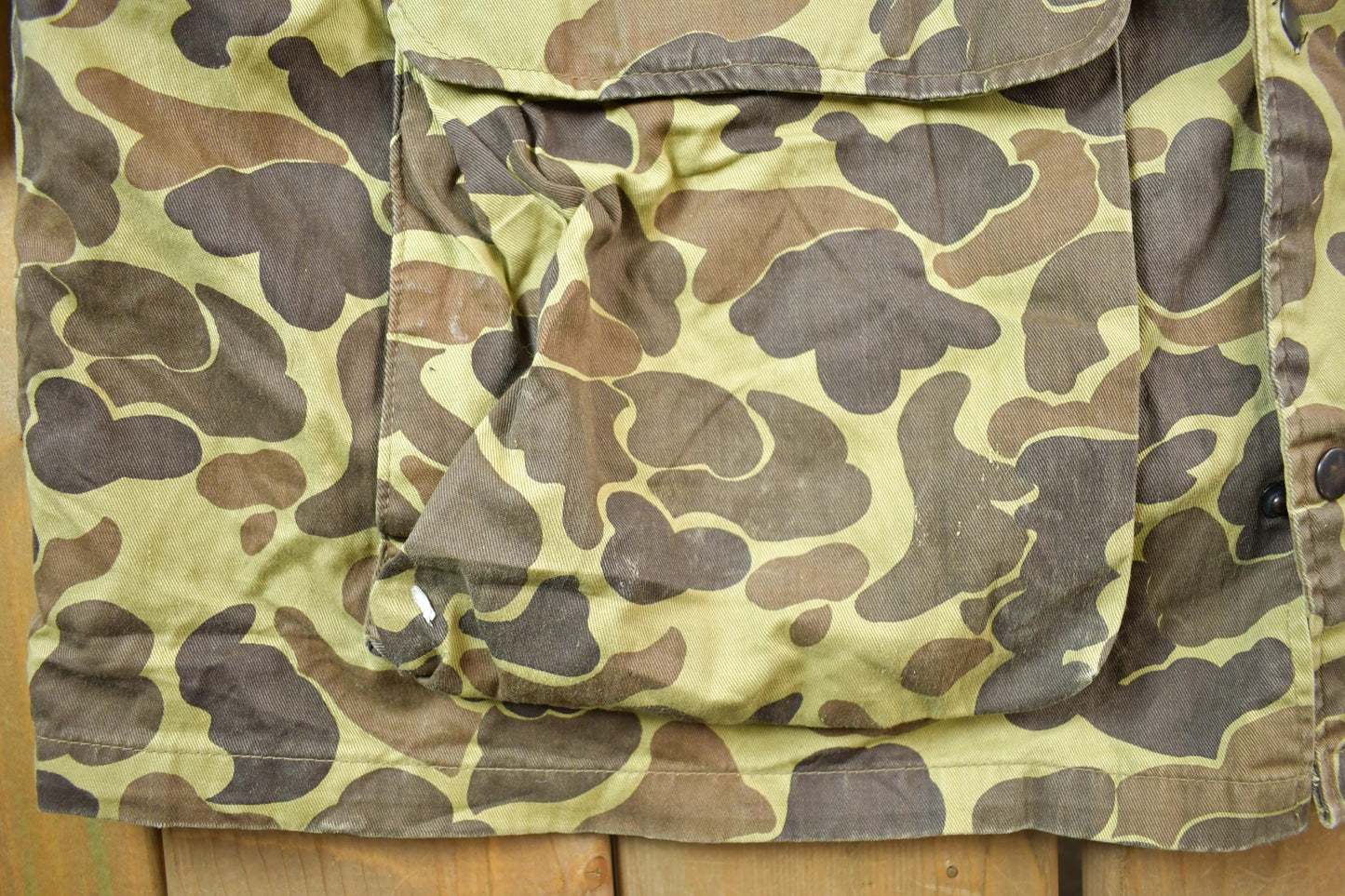 Vintage 1980s Avid Duck Camo Hunting Jacket Men's 3XL from propervintagecanada
