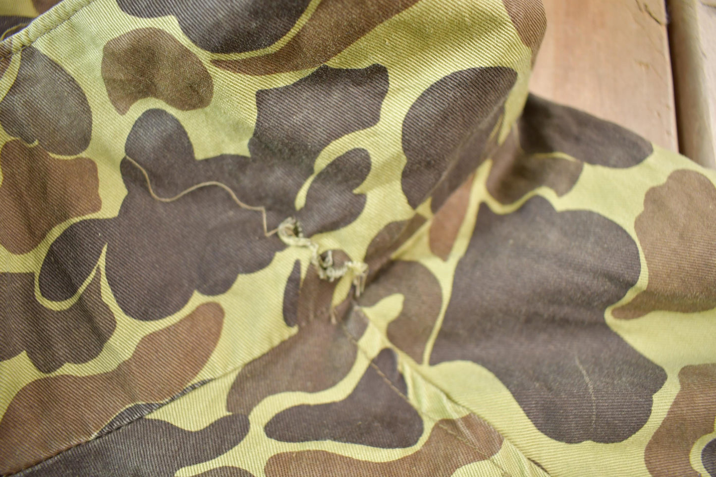 Vintage 1980s Avid Duck Camo Hunting Jacket Men's 3XL from propervintagecanada