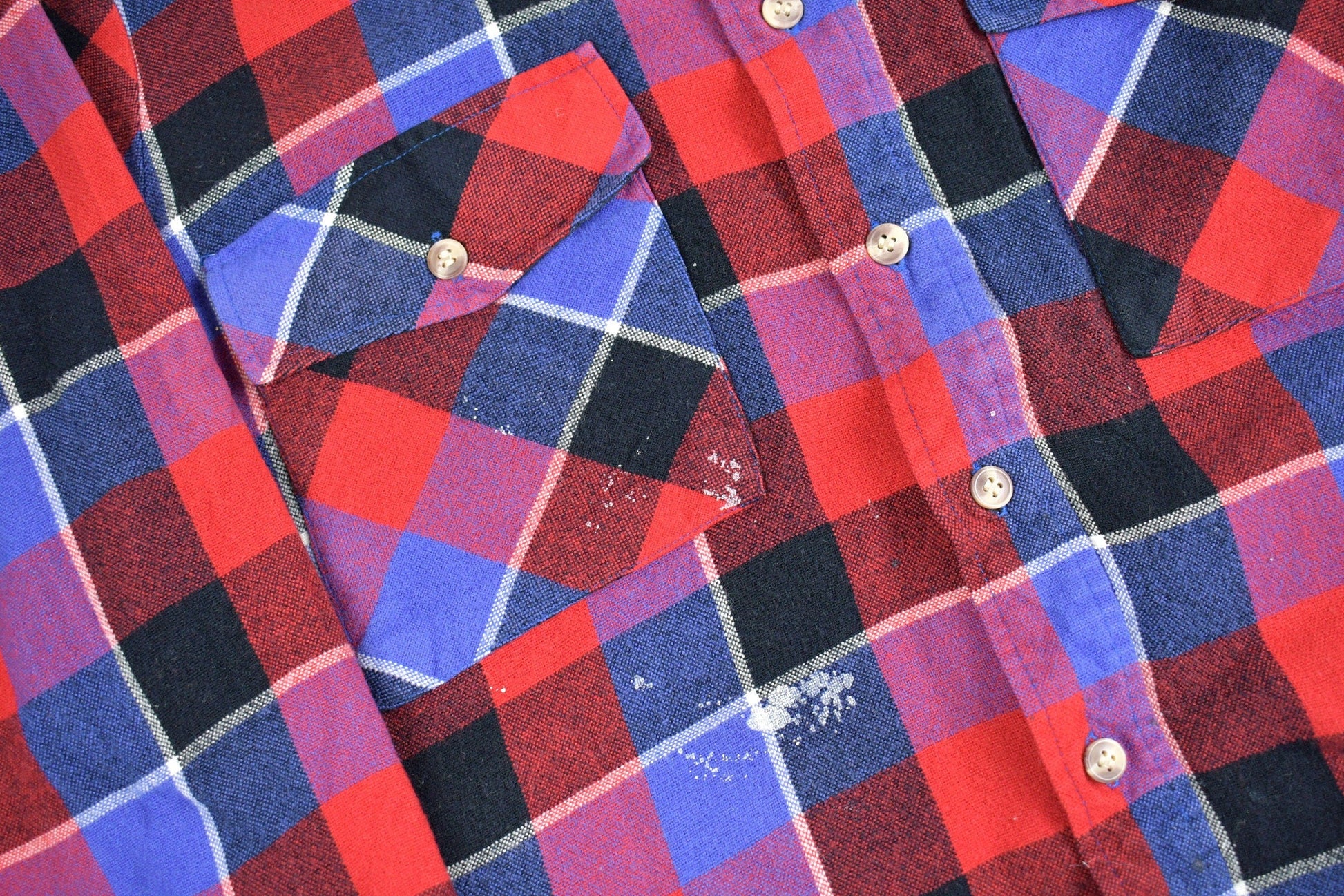 Vintage 1980s Back Packer Plaid Button Up Shirt Men's Tall L from propervintagecanada