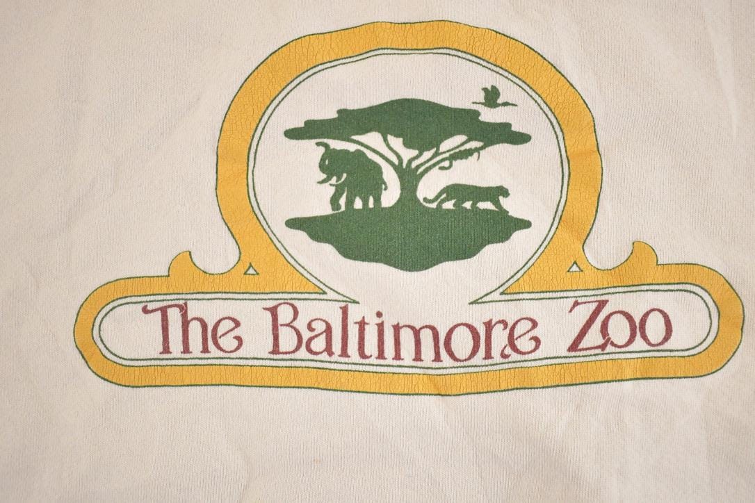 Vintage 1980s Baltimore Zoo Alore Souvenir Crewneck Sweatshirt Mens L from propervintagecanada