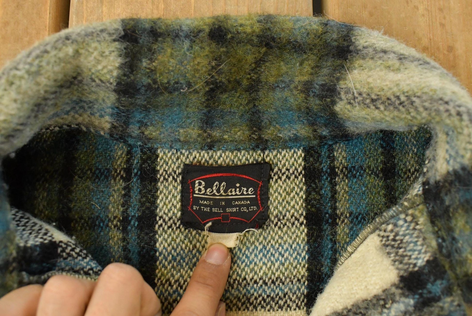 Vintage 1980s Bellaire Flannel Shirt Jacket Men's XL / Shacket / 80s Plaid Outdoors / Made in Canada from propervintagecanada