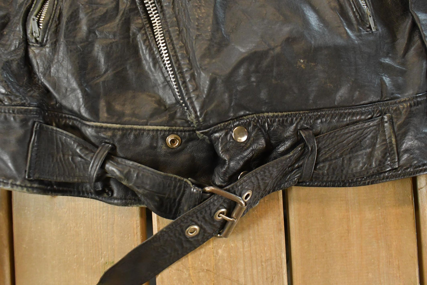 Vintage 1980s Biker Motorcycle Leather Jacket Men's Medium from propervintagecanada