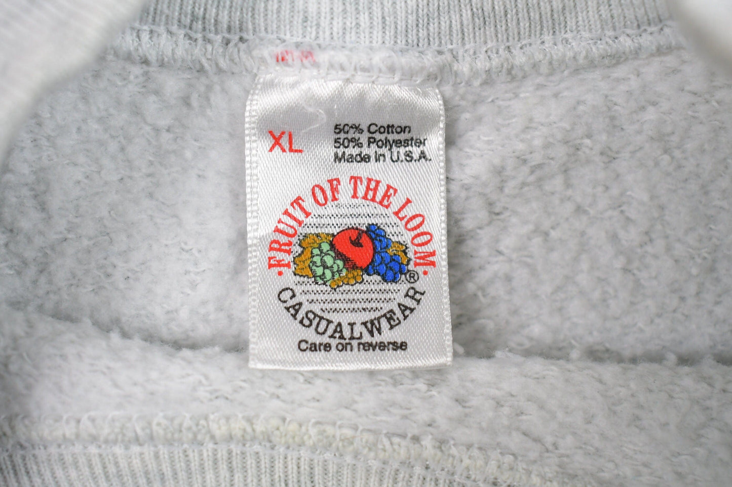 Vintage 1980s Blank Raglan Crewneck Sweatshirt Men's Large from propervintagecanada