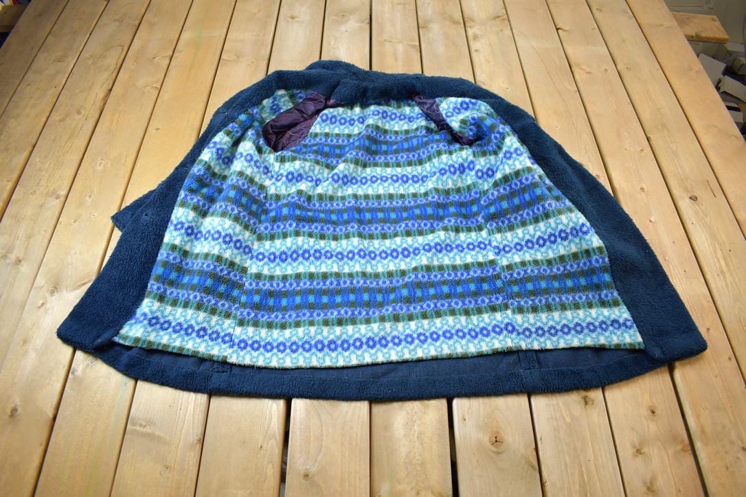 Vintage 1980s Blue Button Up Faux Fur Coat Women's L from propervintagecanada