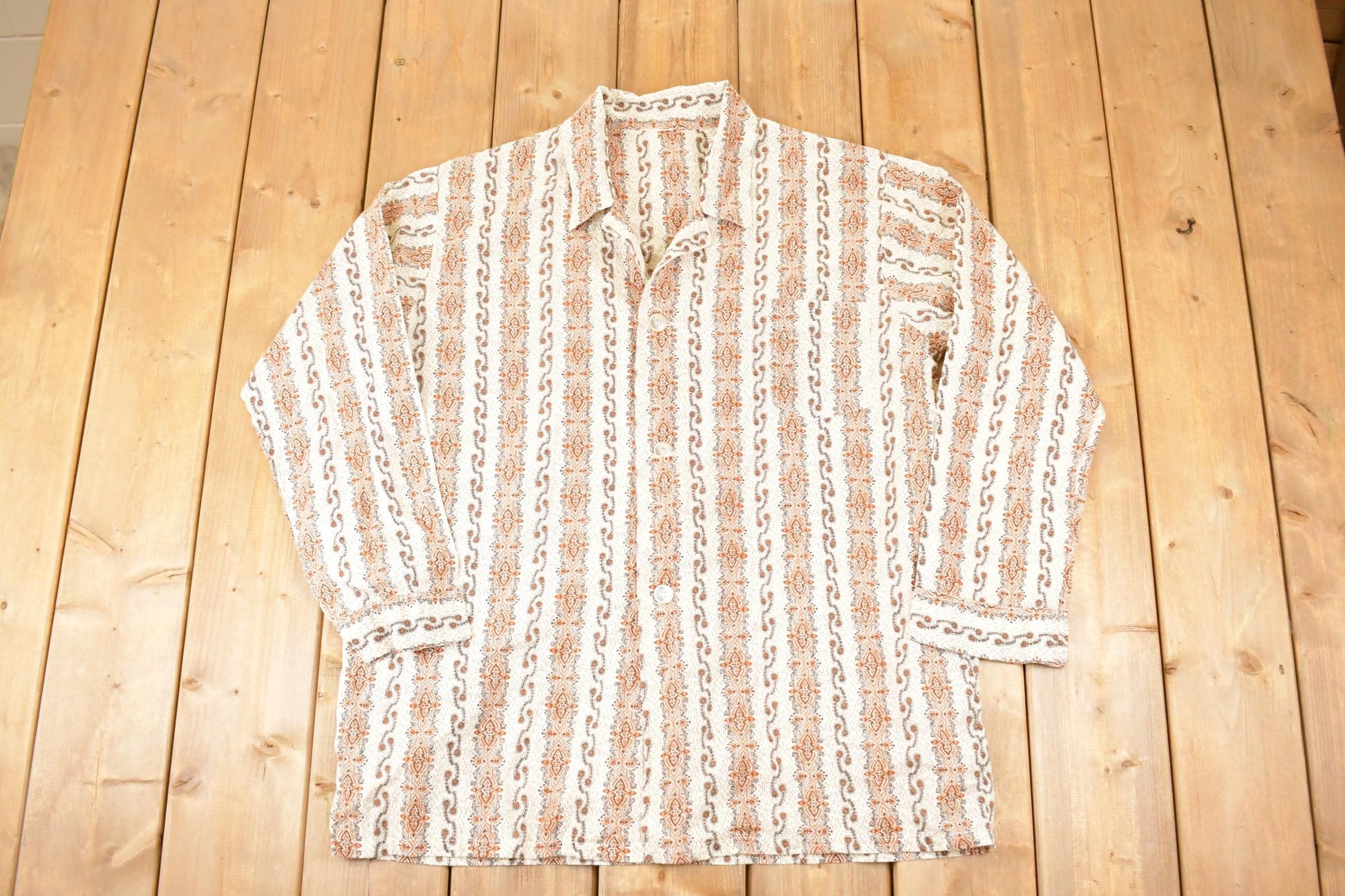 Vintage 1980s Boho Hippie Button Up Shirt Men's L from propervintagecanada