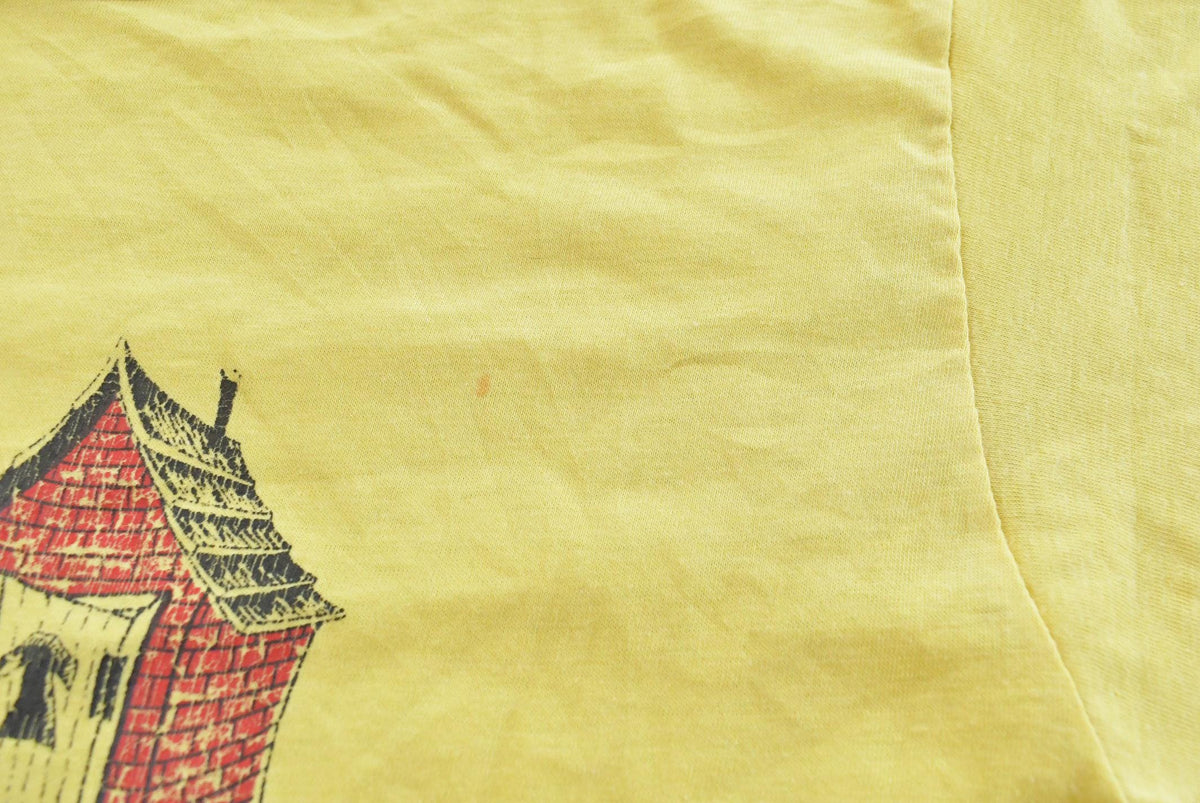 Vintage 1980s Brick Shirt House Funny Cartoon T-Shirt Mens L from propervintagecanada