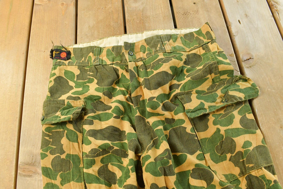 Vintage 1980s Bullseye Bill Duck Camouflage Hunting Pants Men's 34 x 29 from propervintagecanada
