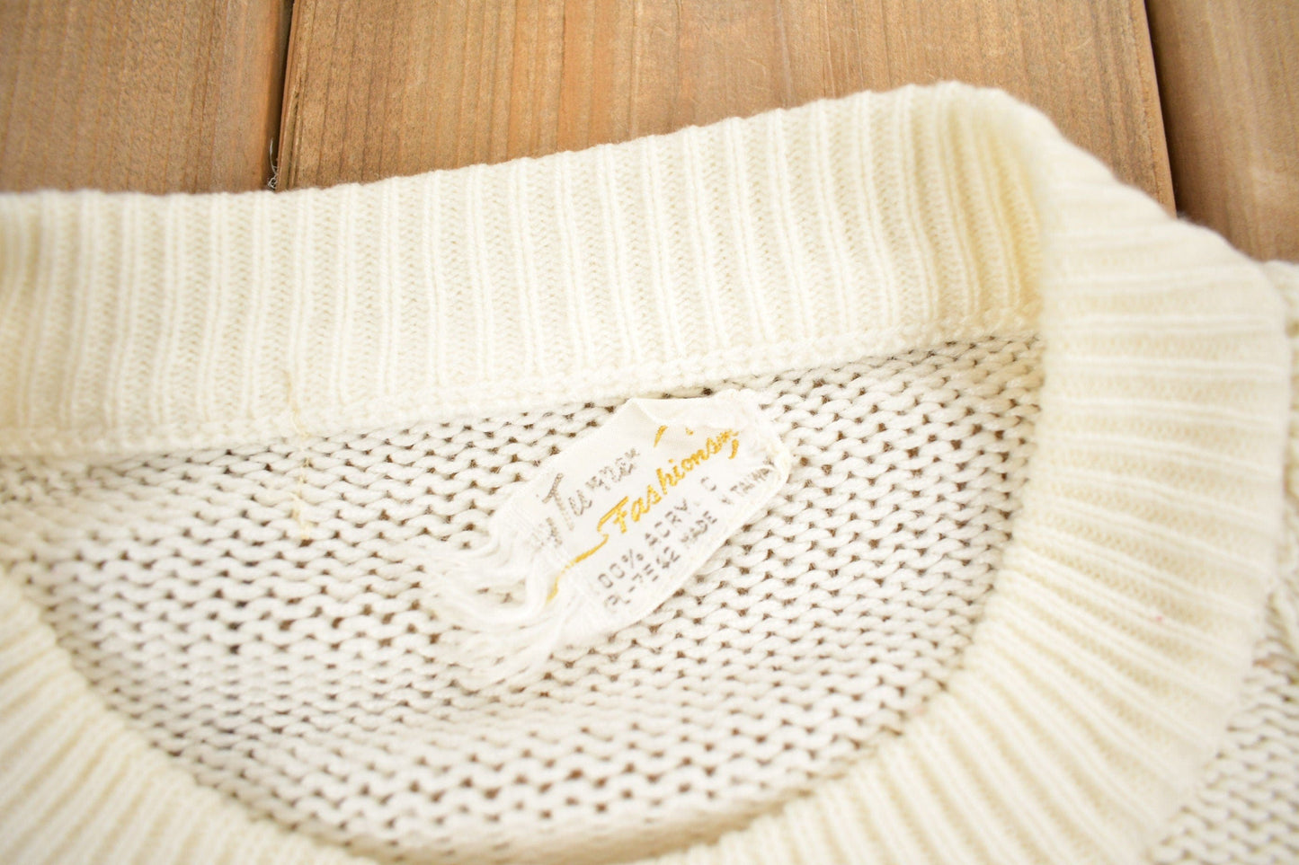Vintage 1980s Cable Knit Acrylic Cardigan Sweater Men's Small from propervintagecanada