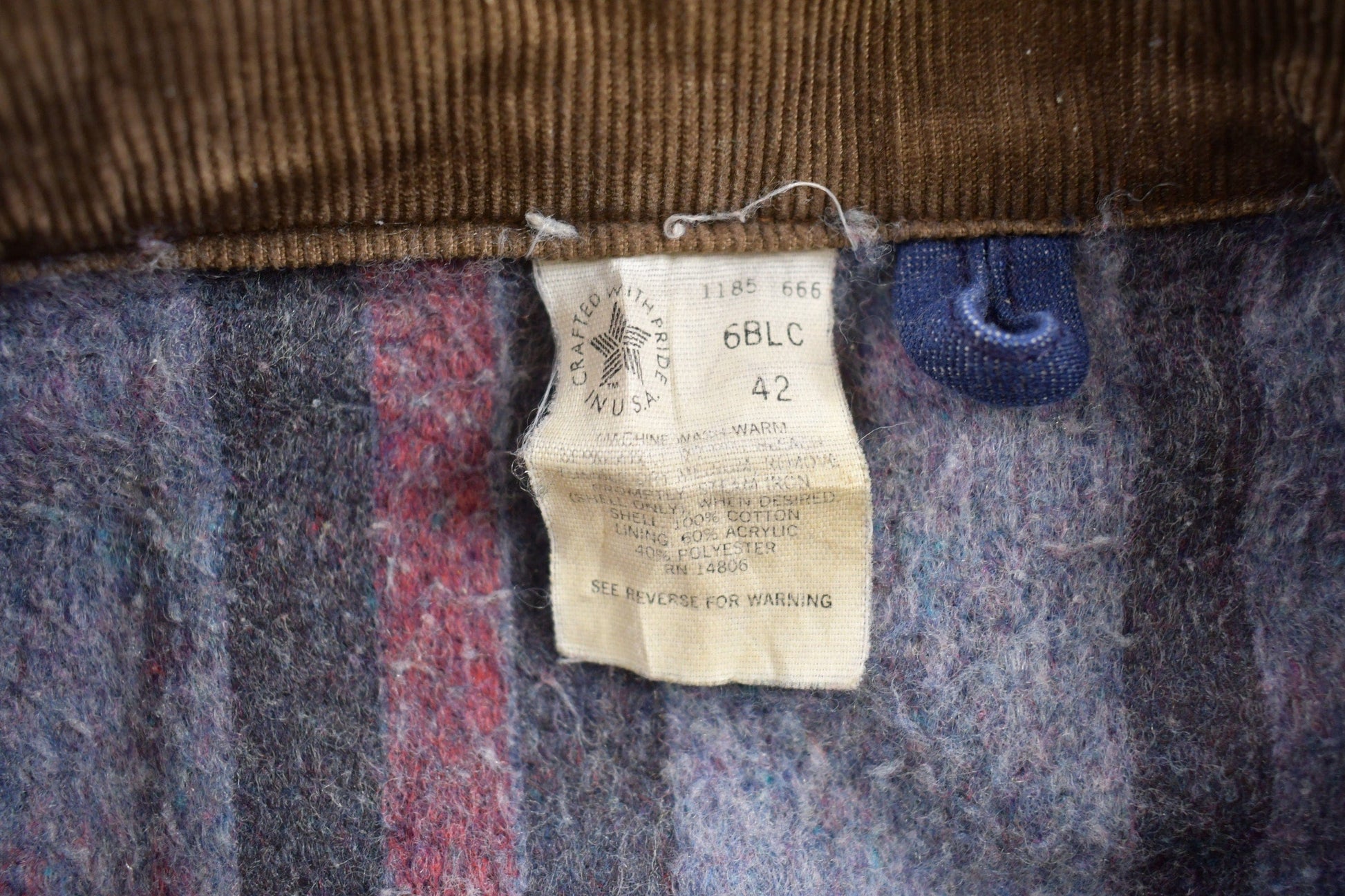 Vintage 1980s Carhartt Blanket Lined Chore Coat Men's Large from propervintagecanada