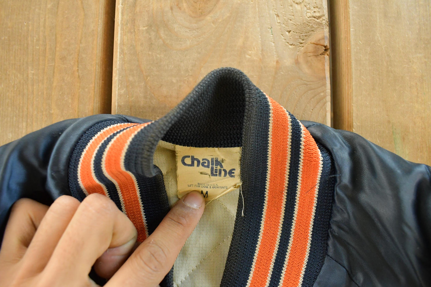 Vintage 1980s Chicago Bears NFL Satin Snap Button Bomber Jacket Men's Medium from propervintagecanada