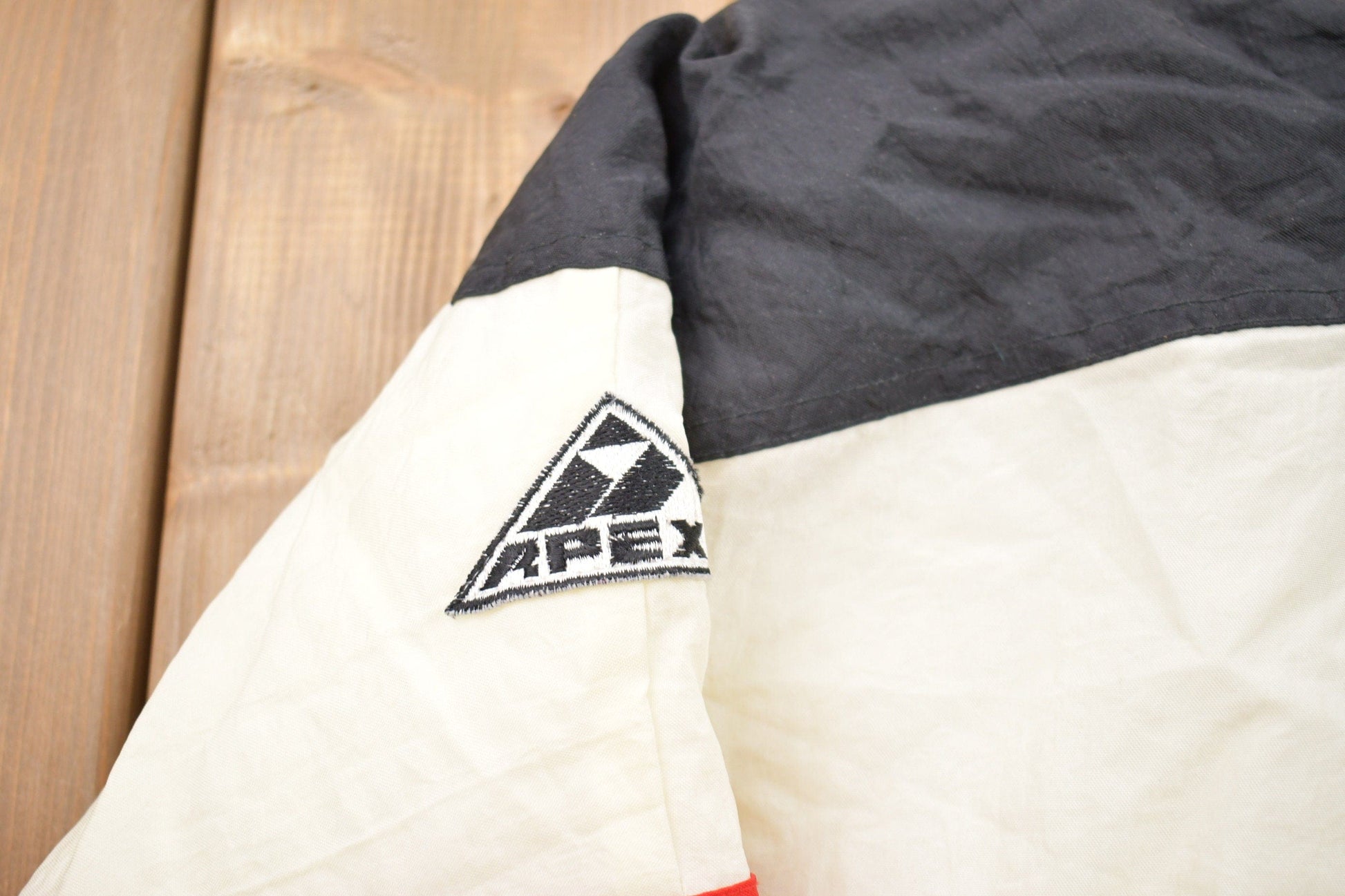 Vintage 1980s Chicago Bulls NBA Apex One Full Zip Puffer Jacket Men's XL from propervintagecanada