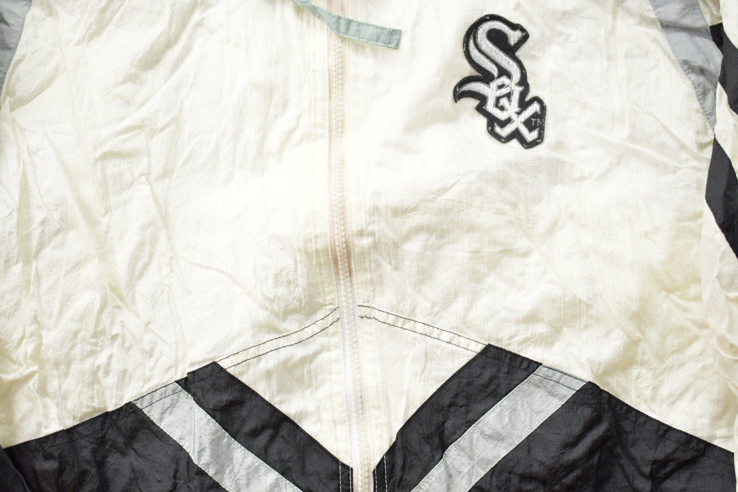Vintage 1980s Chicago White Sox MLB Windbreaker Jacket Women's L from propervintagecanada