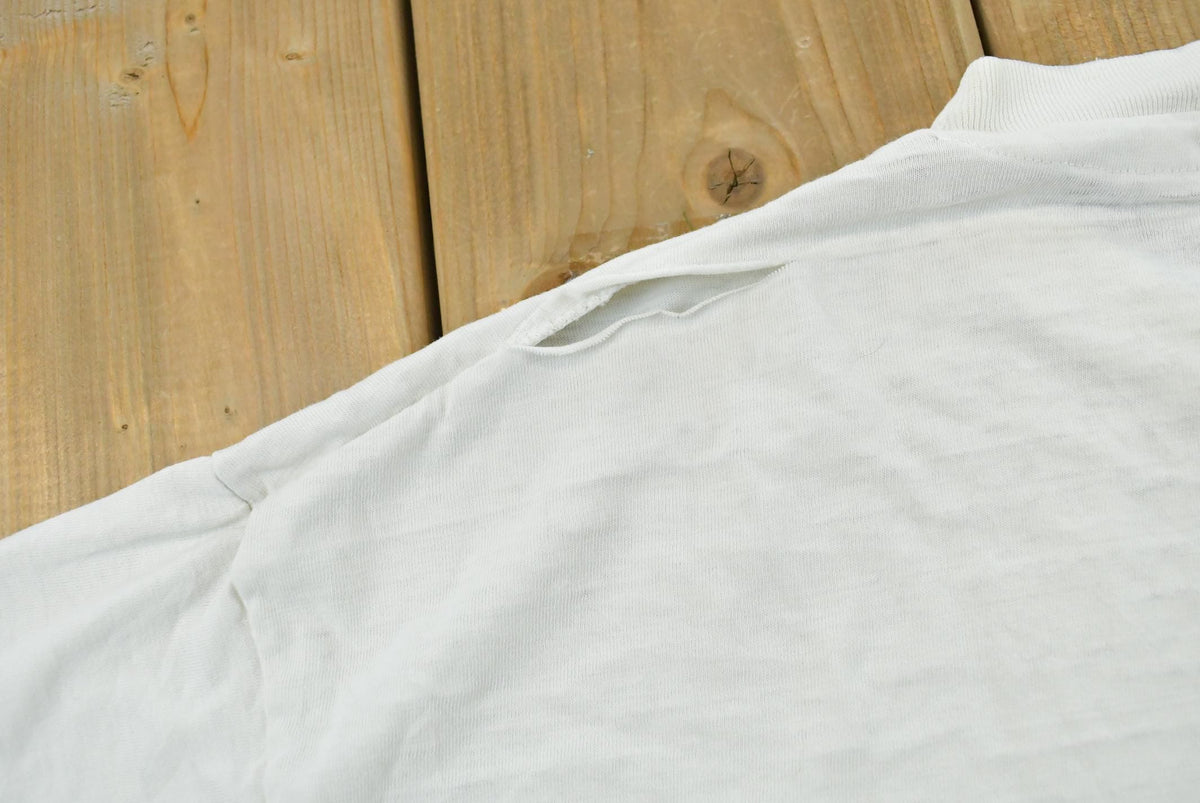 Vintage 1980s City of Baguio Philippines Souvenir Travel T-Shirt Men's L from propervintagecanada