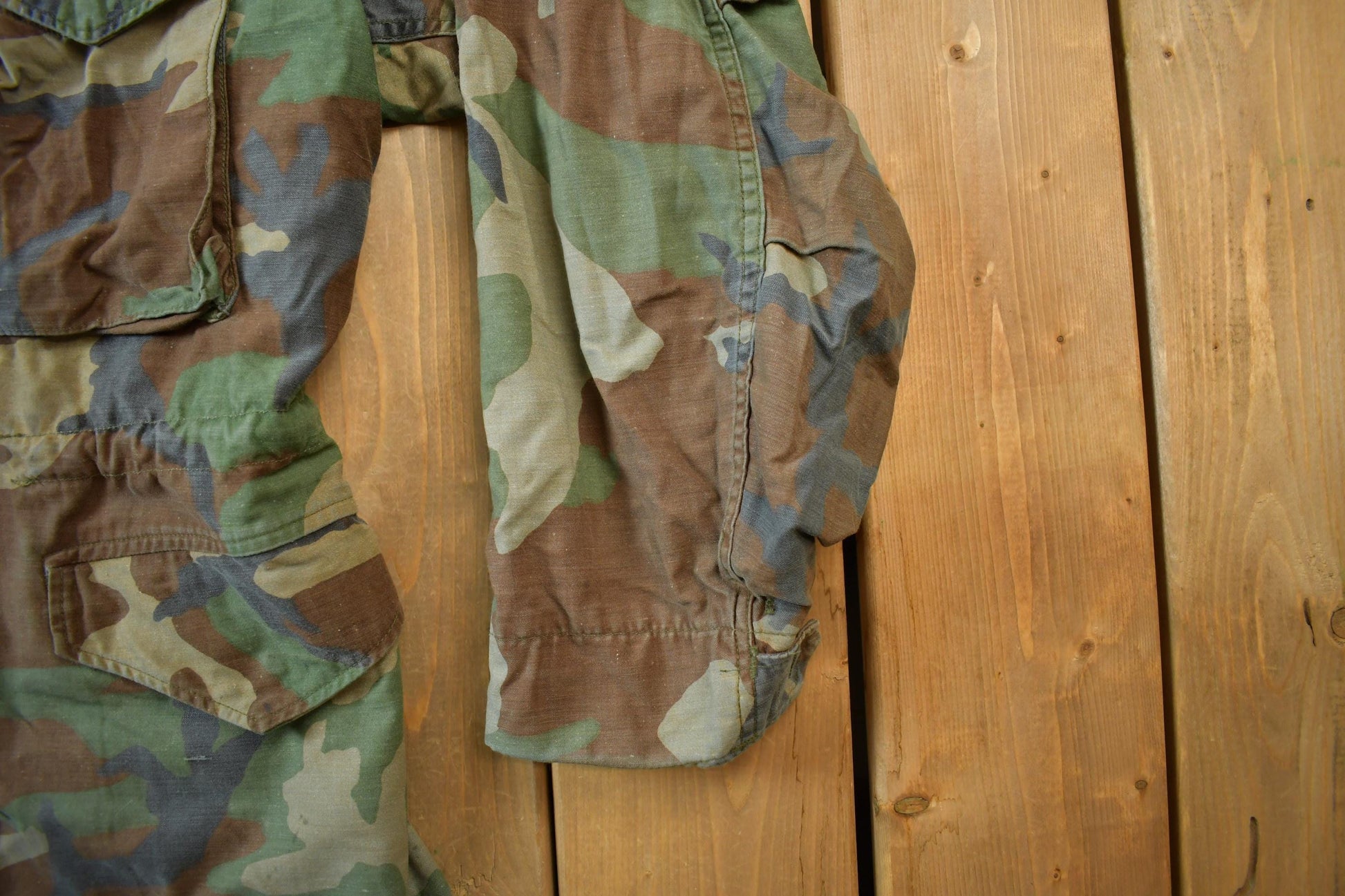 Vintage 1980s Cold War Cold Weather Military Button Up Camouflage Army Jacket Men's Medium from propervintagecanada