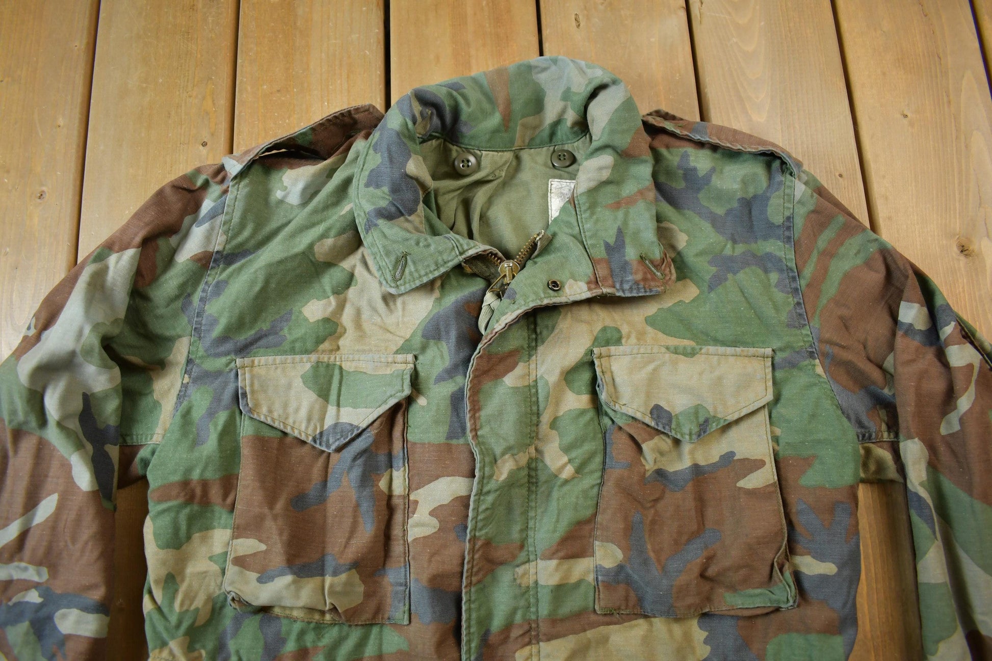 Vintage 1980s Cold War Cold Weather Military Button Up Camouflage Army Jacket Men's Medium from propervintagecanada