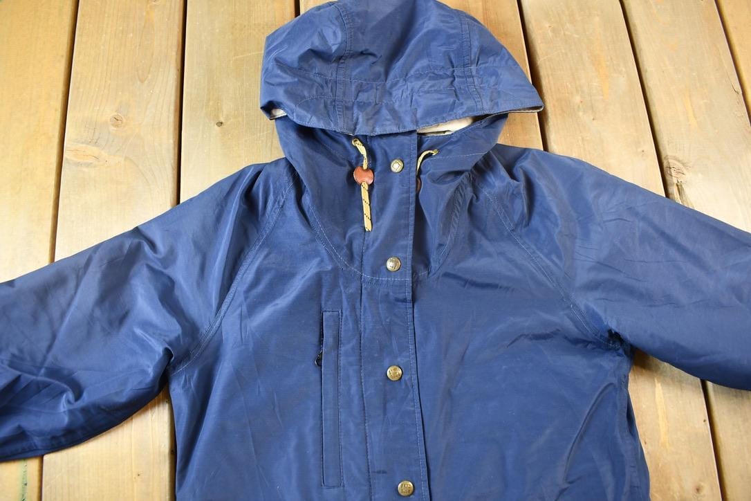 Vintage 1980s Columbia Winter Jacket Men's Medium from propervintagecanada