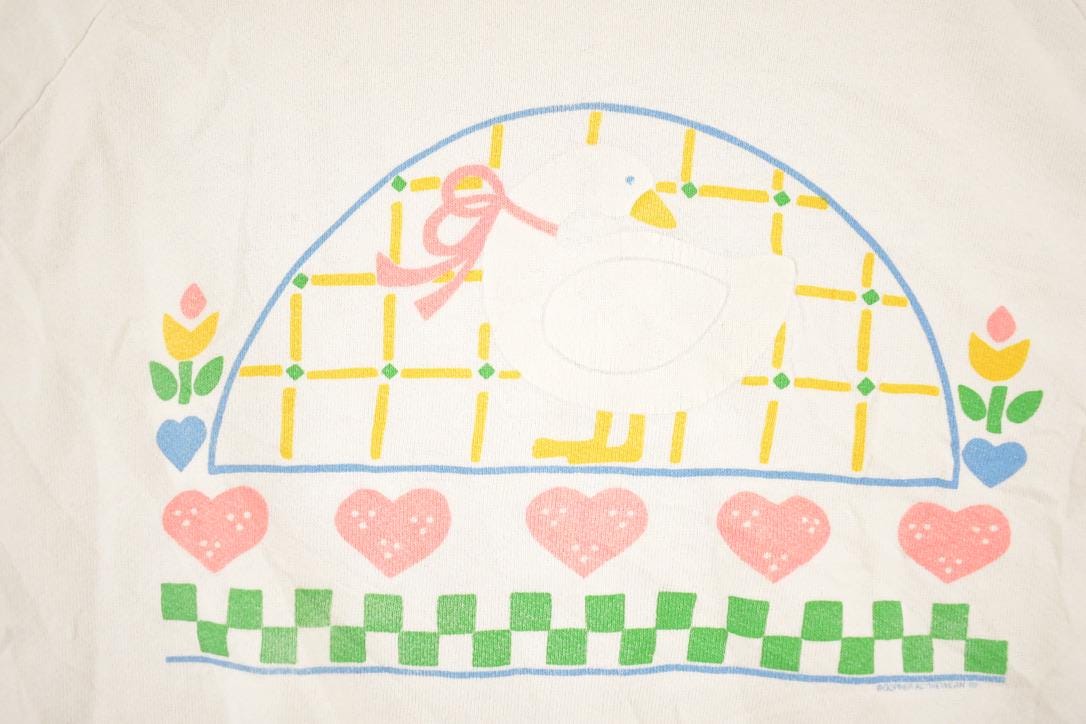 Vintage 1980s Cute Grandma Duck Souvenir Crewneck Sweatshirt Women's M / 80's Tourist Vacation Graphic Sweater from propervintagecanada