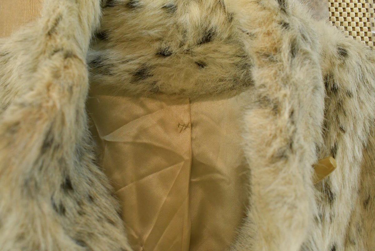 Vintage 1980s D'Esprit Faux Fur Jacket Coat Women's M from propervintagecanada