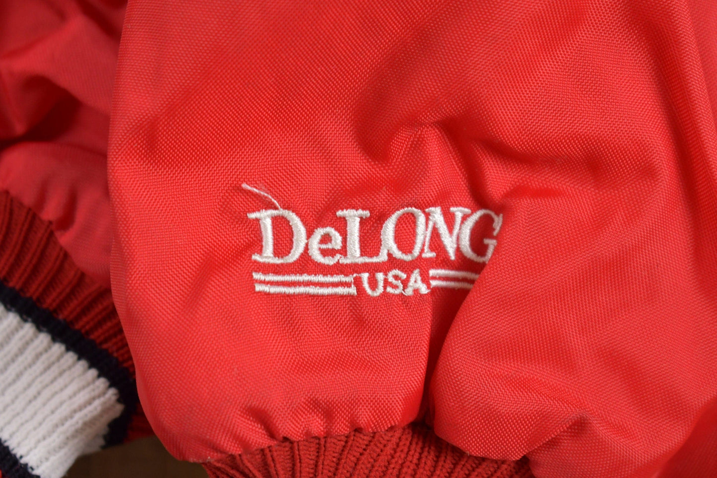 Vintage 1980s DeLong Monroe Pullover Windbreaker Jacket Men's XL from propervintagecanada