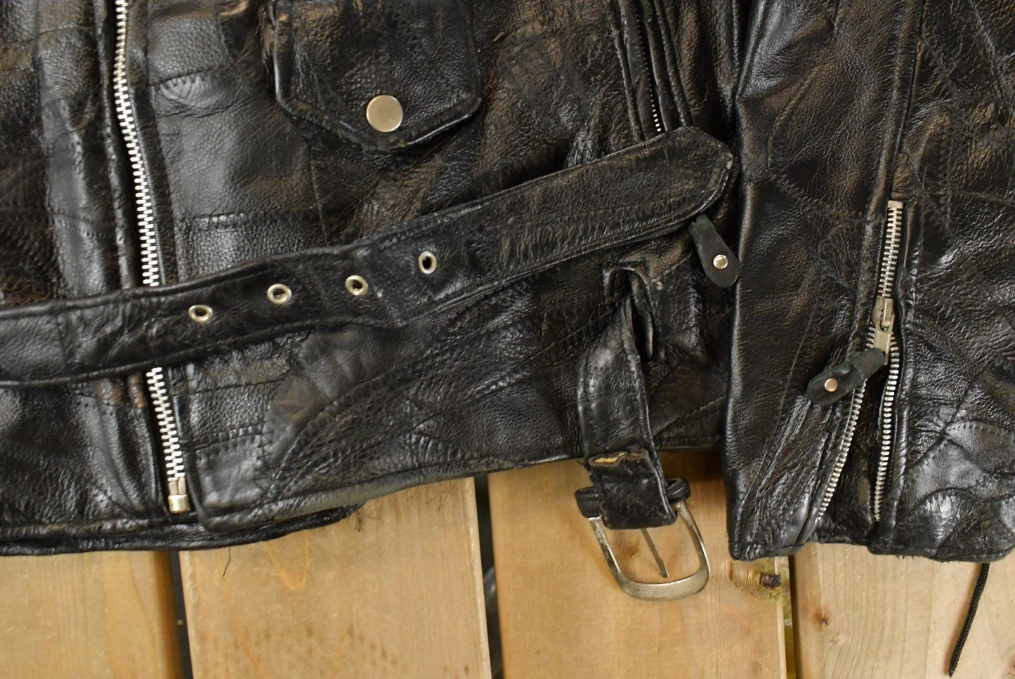 Vintage 1980s Diamond Plate Buffalo Leather Biker Motorcycle Jacket Men's 2XL from propervintagecanada