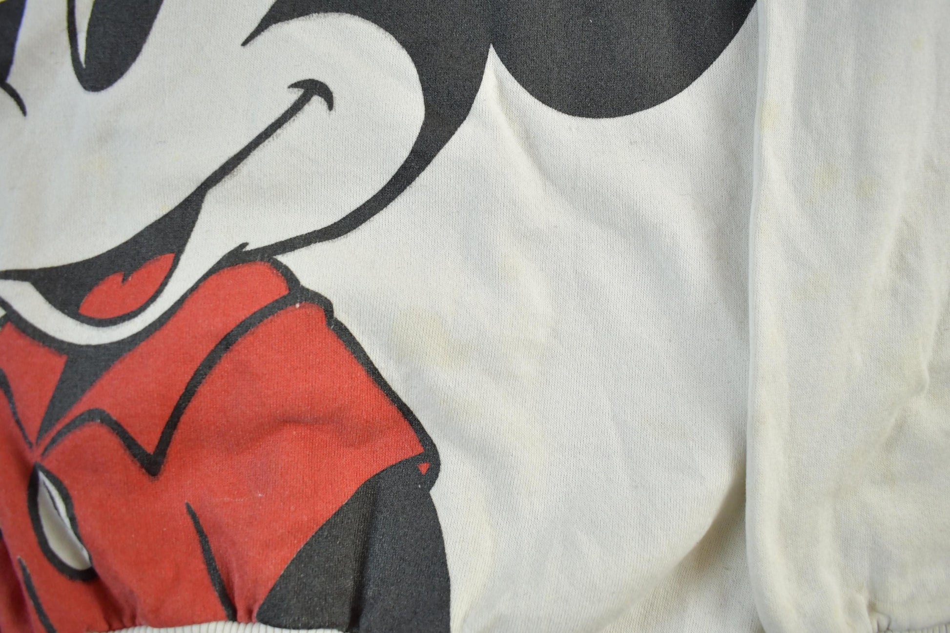 Vintage 1980s Disney Mickey Mouse Crewneck Sweatshirt Men's Small from propervintagecanada