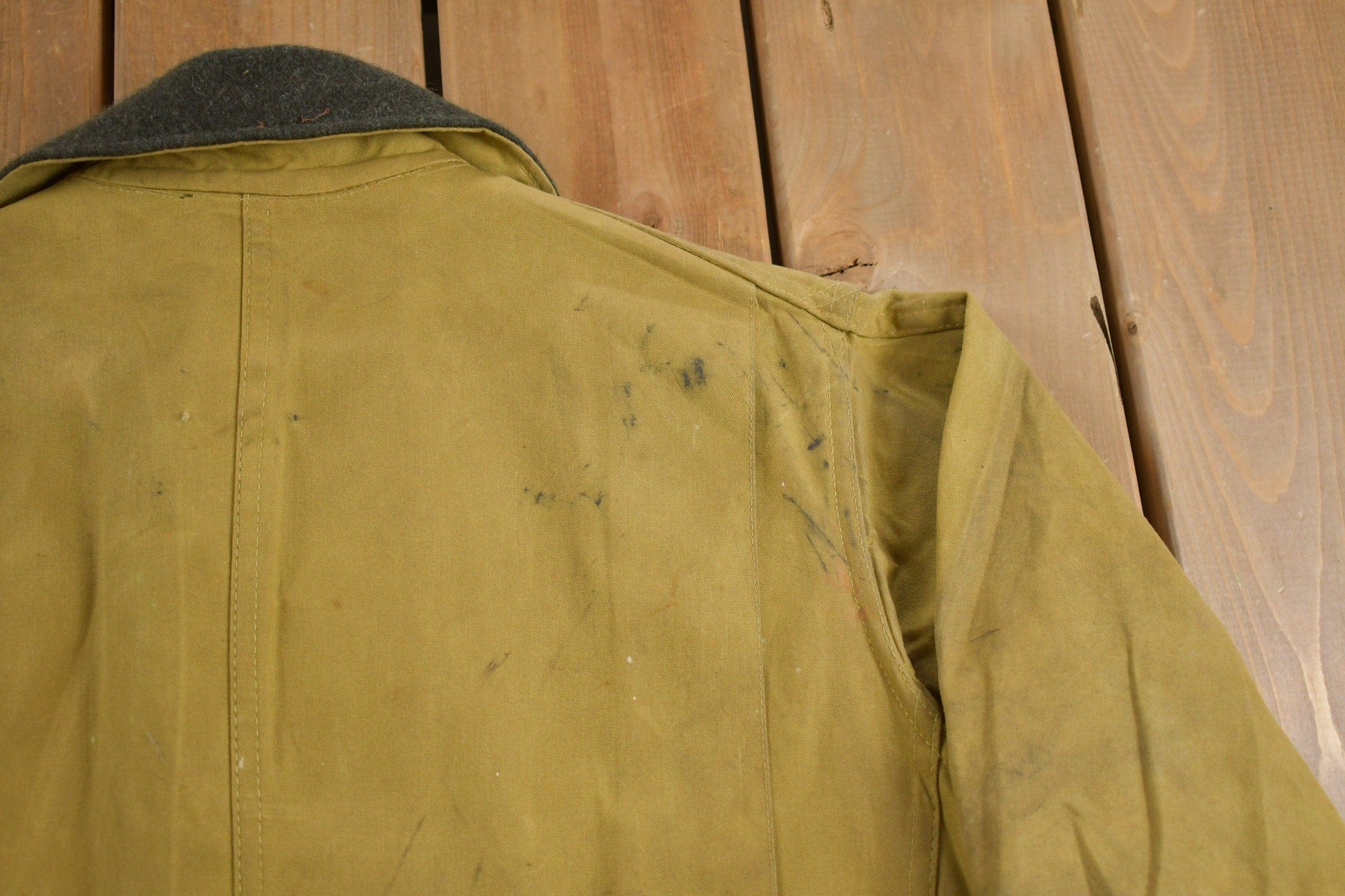Vintage 1980s Distressed Filson Tin Cloth Cruiser Jacket Men's Large from propervintagecanada