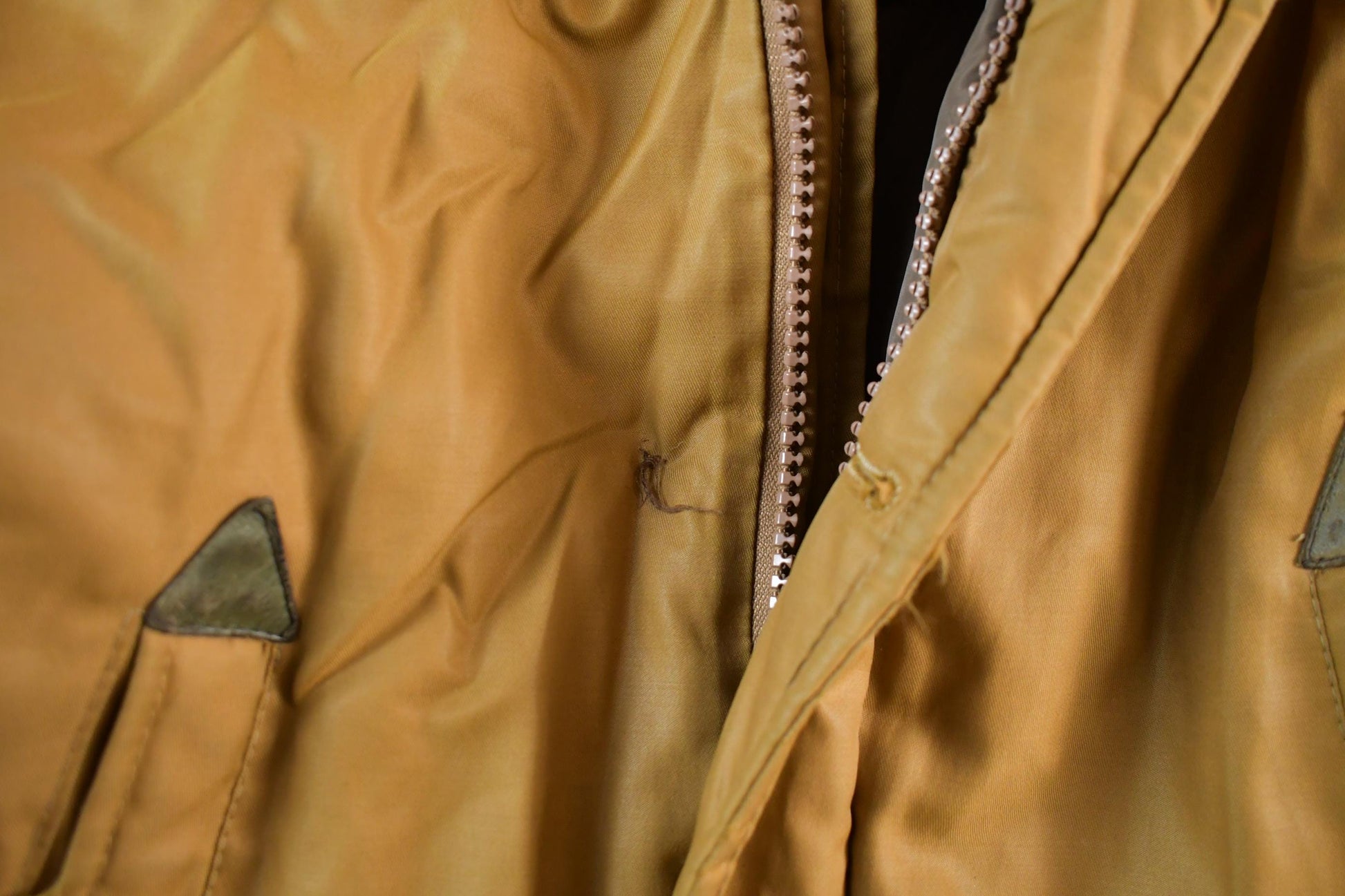 Vintage 1980s Down Full Zip Parka Puffer Jacket Men's L from propervintagecanada