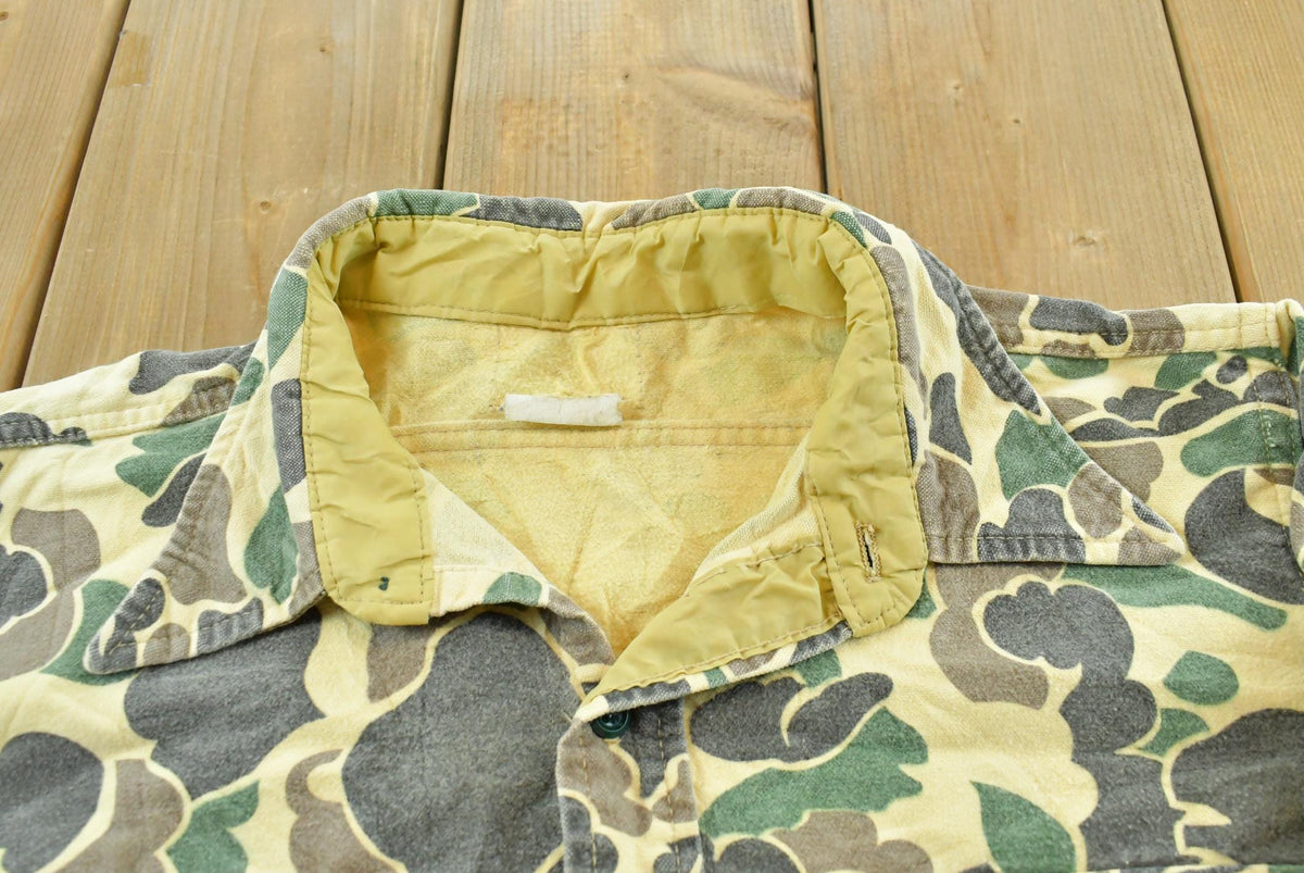 Vintage 1980s Duck Camo Chamois Button Up Shirt Men's M / Outdoorsman / Hunting Shirt / 80s Streetwear / Sportswear from propervintagecanada