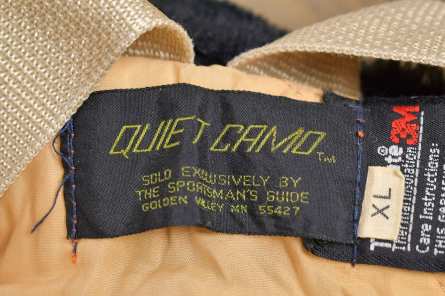 Vintage 1980s Duck Camo Hunting Jacket Men's Large from propervintagecanada