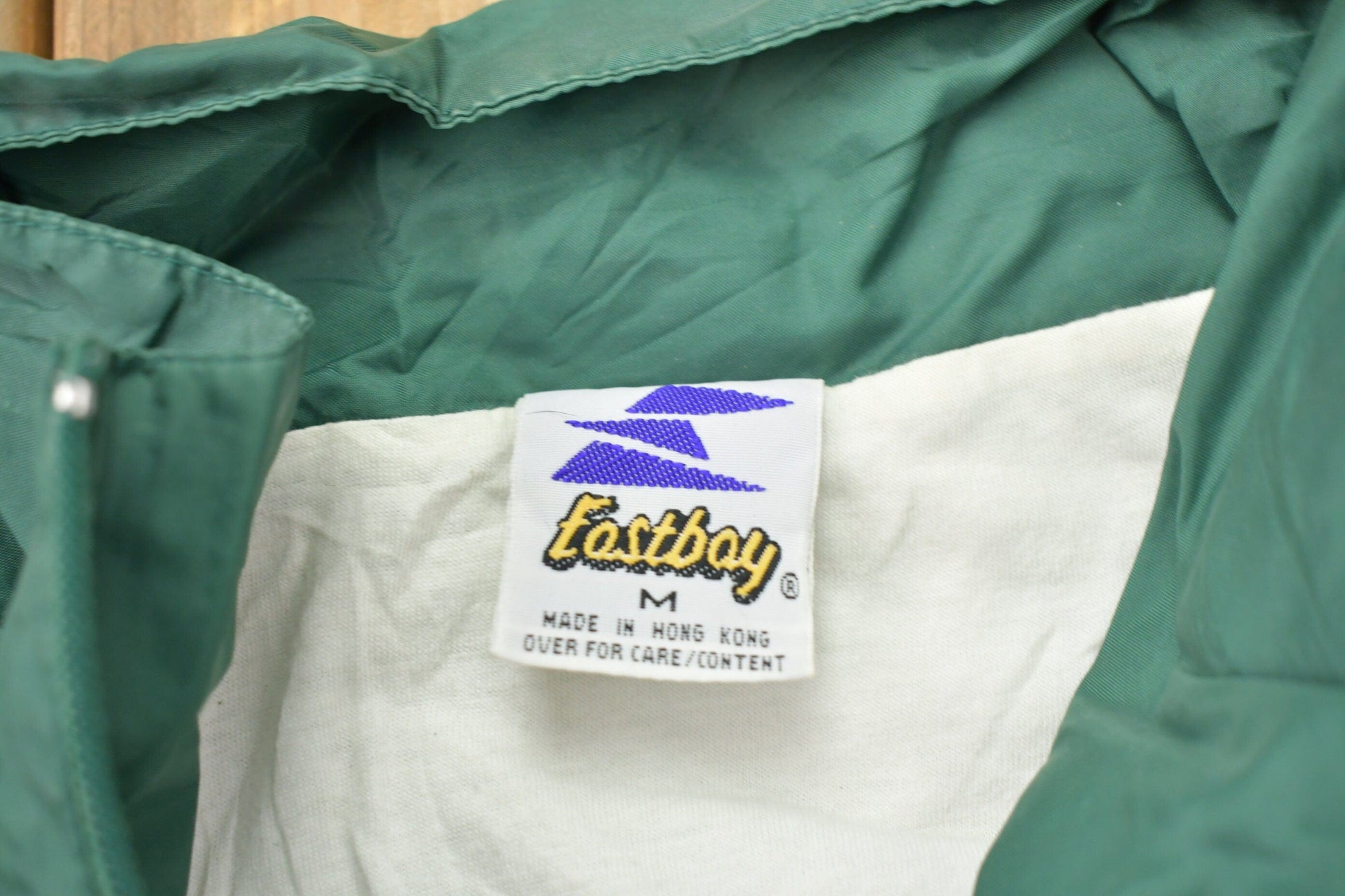 Vintage 1980s East Bay Green Bay Packers NFL Windbreaker Men's Medium from propervintagecanada