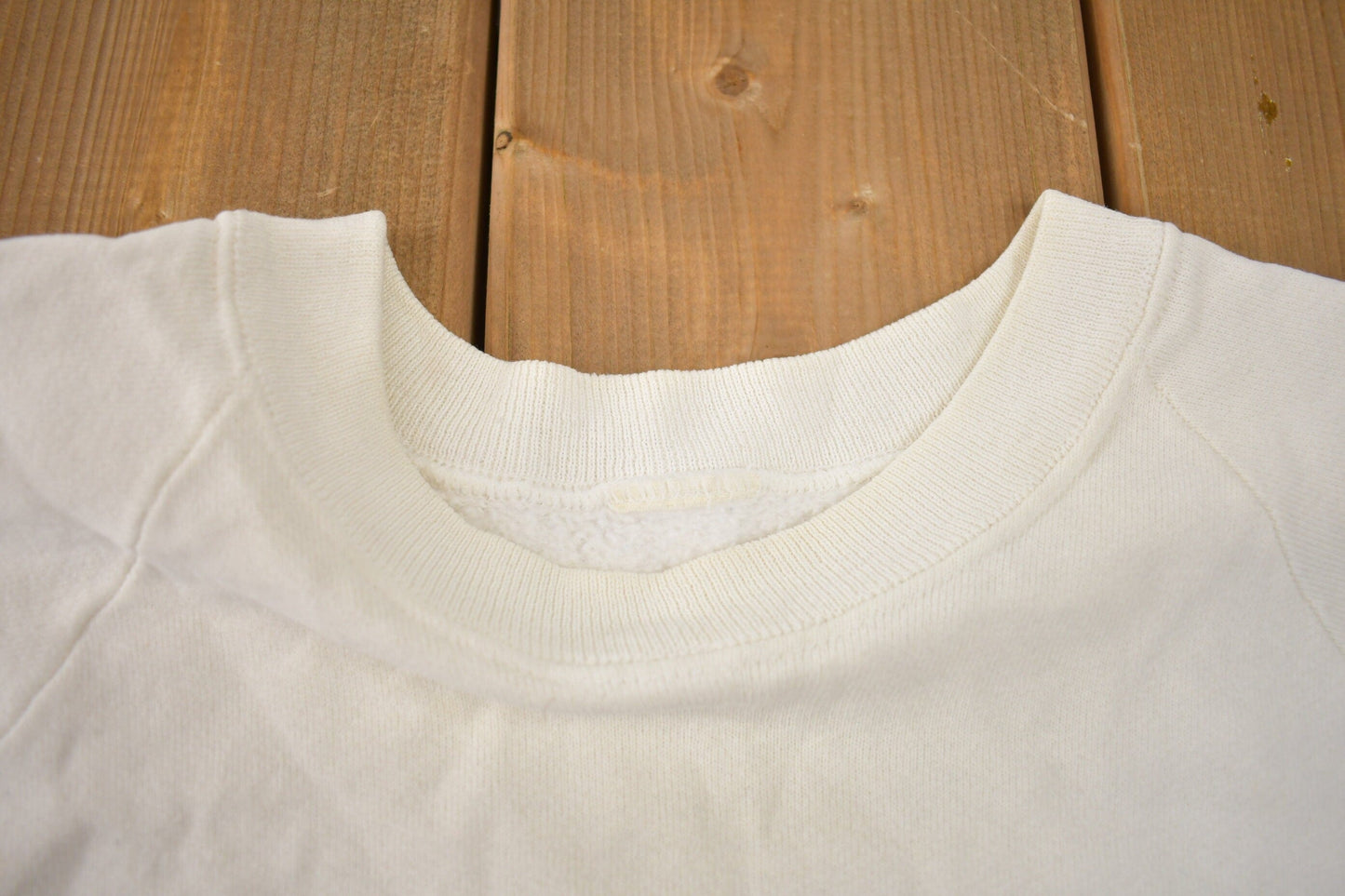Vintage 1980s East Hampton Crewneck Men's Small from propervintagecanada