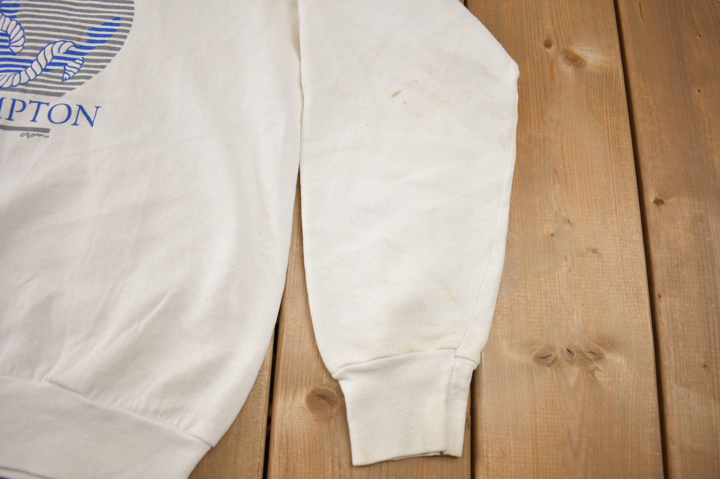 Vintage 1980s East Hampton Crewneck Men's Small from propervintagecanada