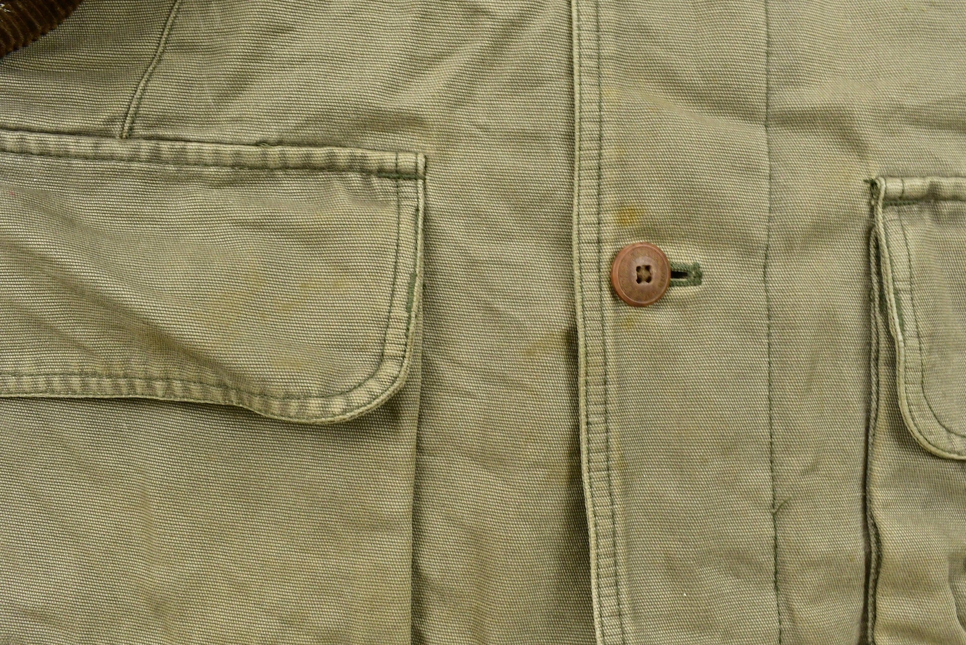 Vintage 1980s Eddie Bauer Hunting Jacket Men's 2XL from propervintagecanada