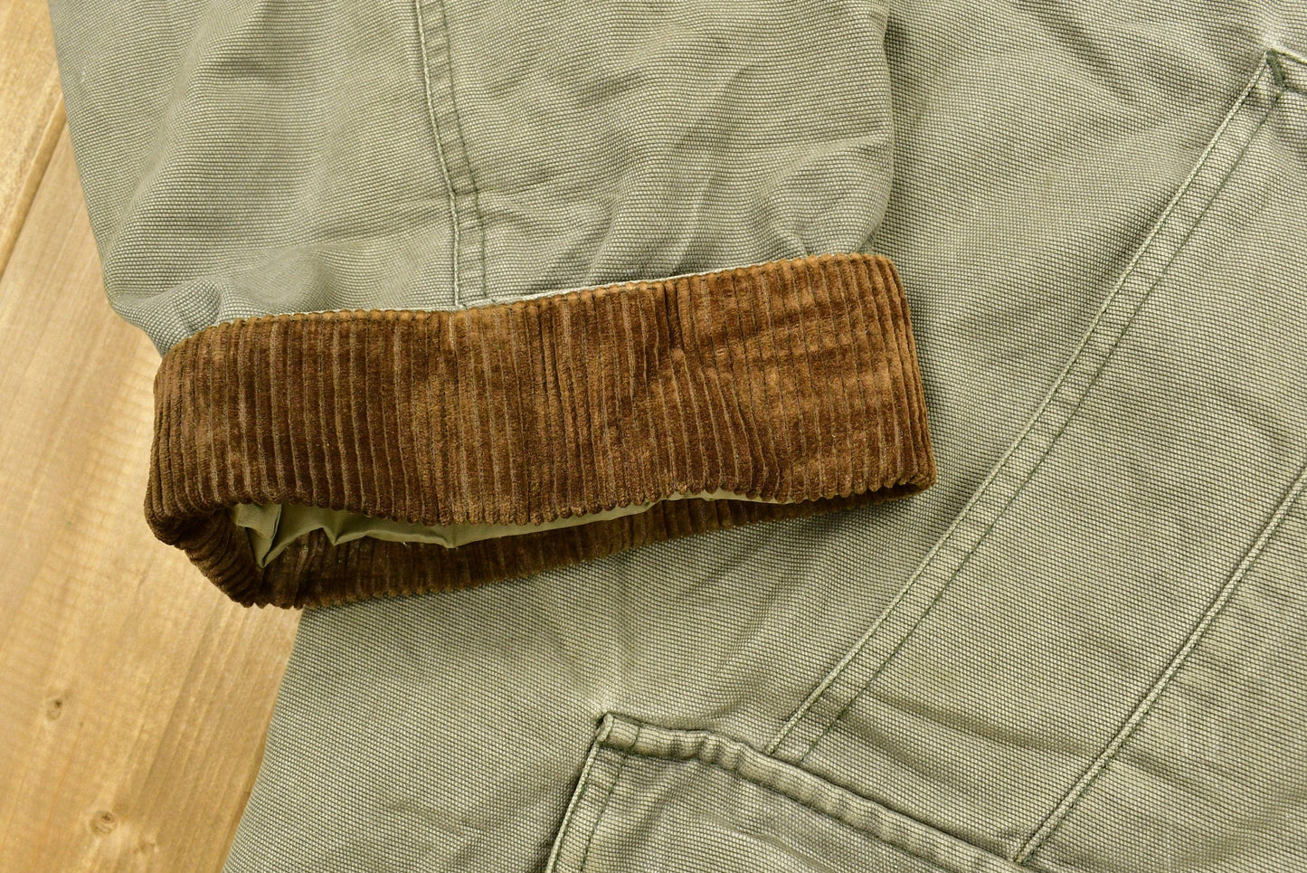 Vintage 1980s Eddie Bauer Hunting Jacket Men's 2XL from propervintagecanada